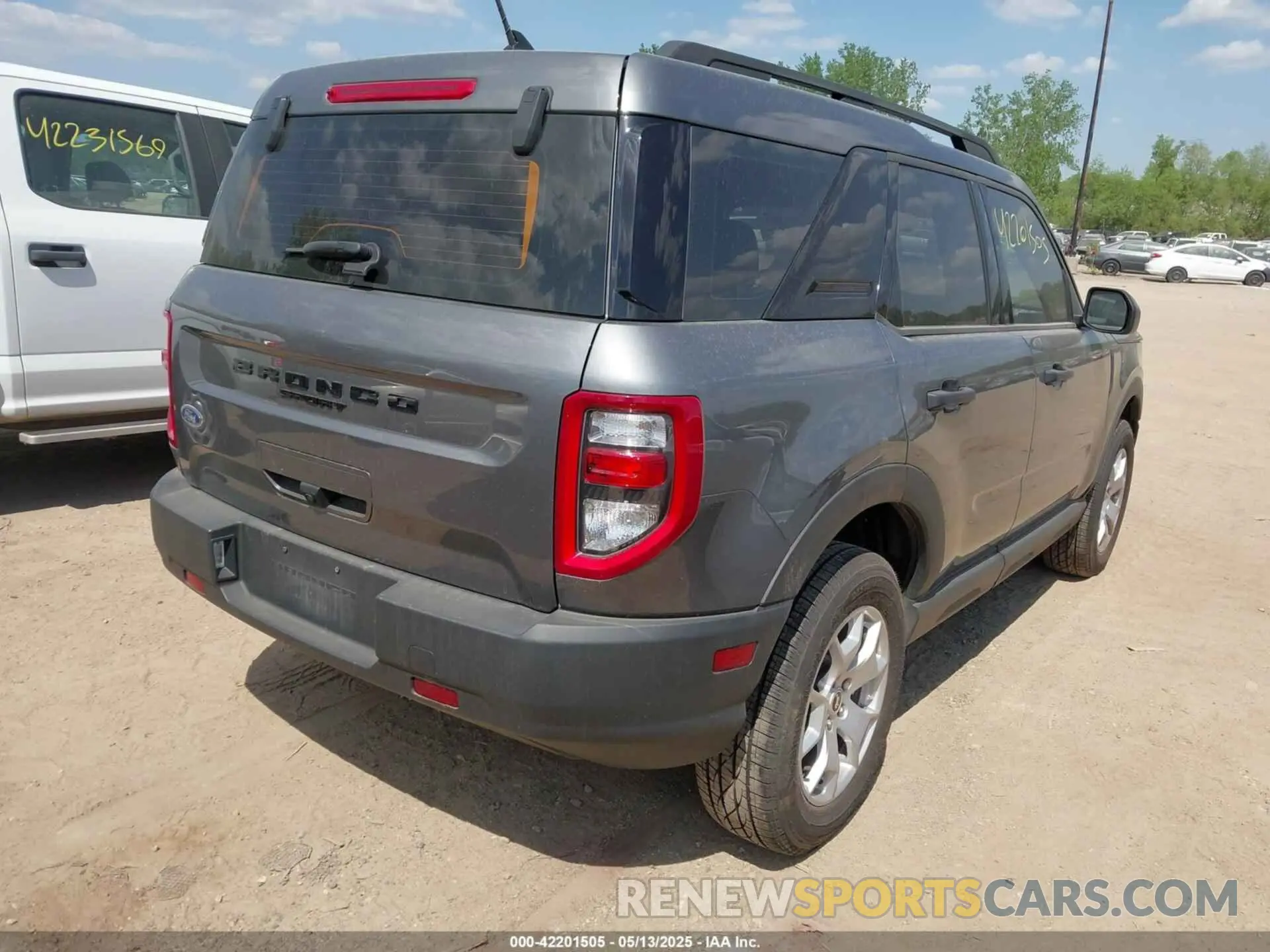 4 Фотография поврежденного автомобиля 3FMCR9A67MRB09843 FORD BRONCO SPORT 2021