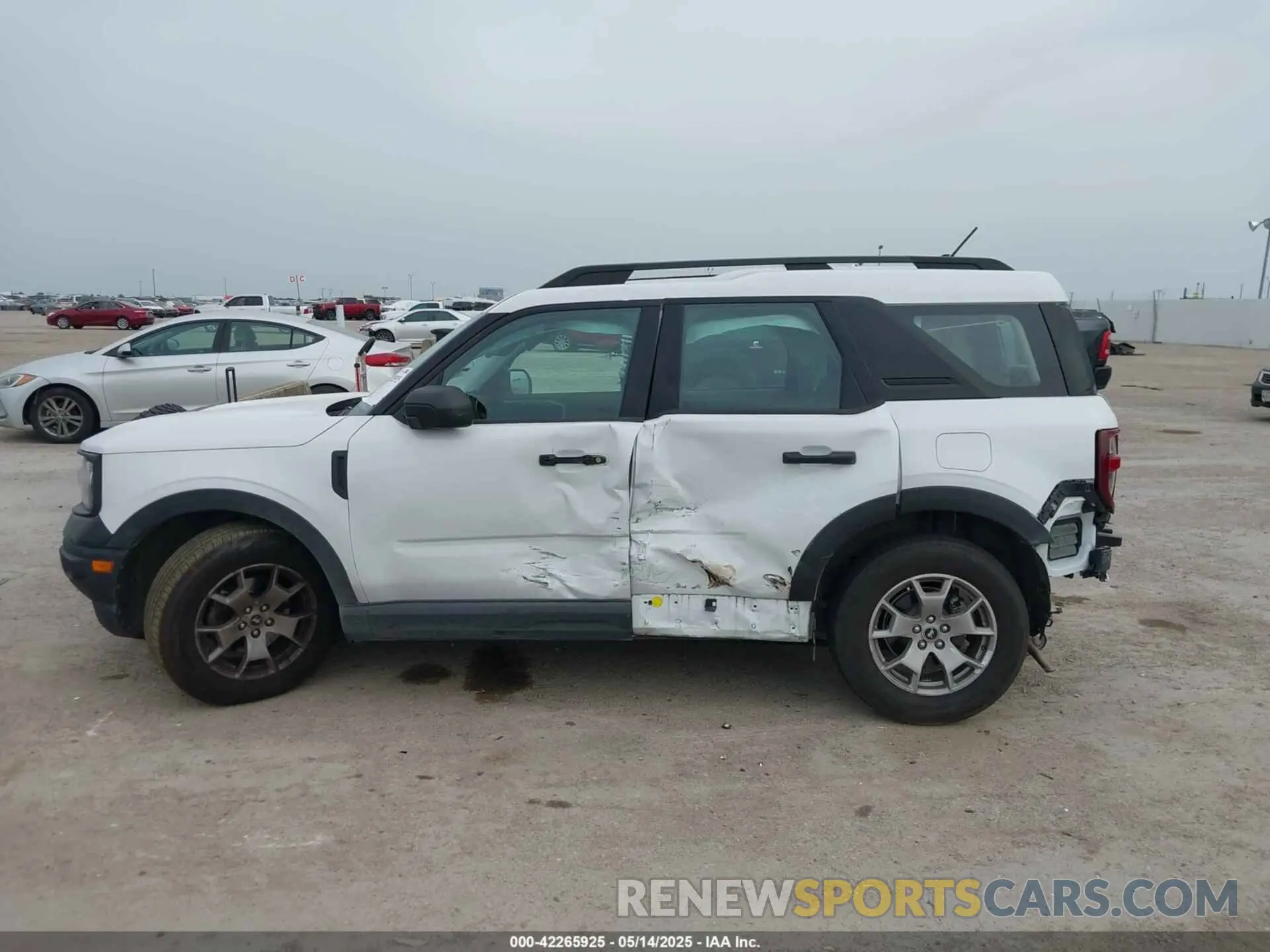 14 Photograph of a damaged car 3FMCR9A67MRB12953 FORD BRONCO SPORT 2021