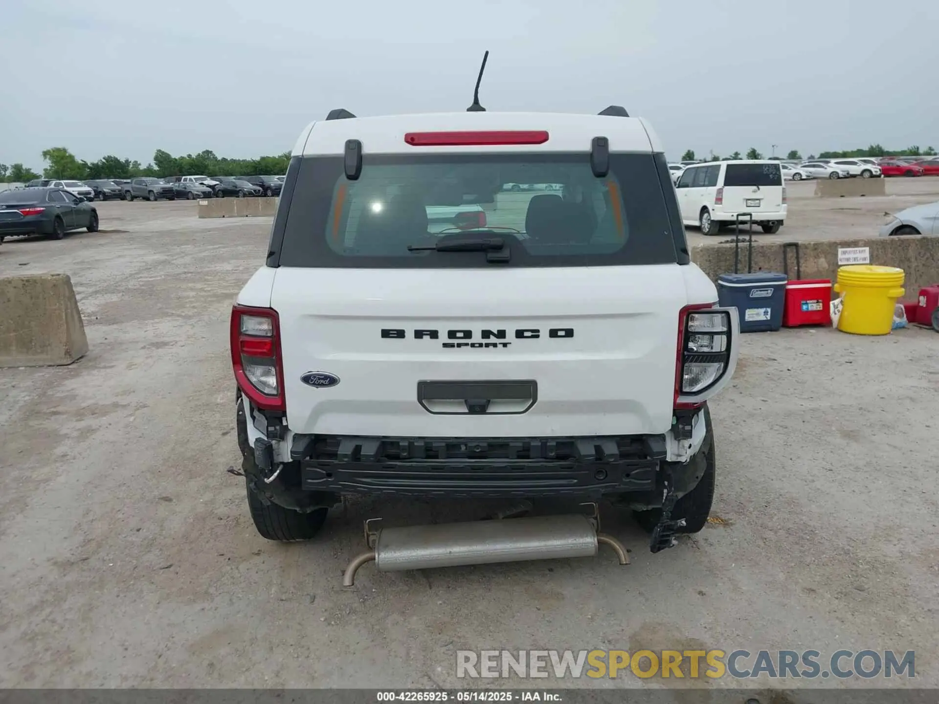 16 Photograph of a damaged car 3FMCR9A67MRB12953 FORD BRONCO SPORT 2021