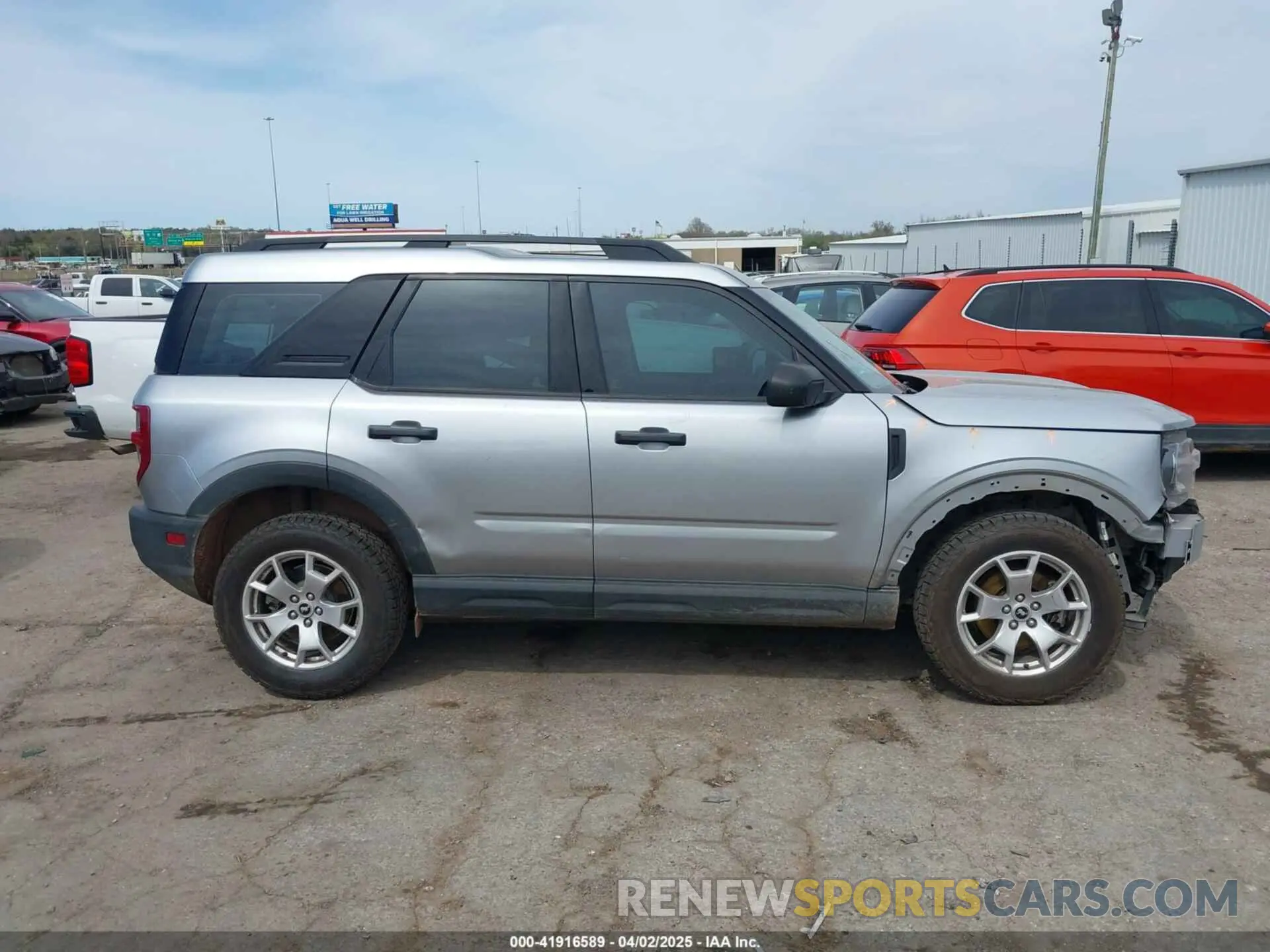 14 Photograph of a damaged car 3FMCR9A69MRA37298 FORD BRONCO SPORT 2021