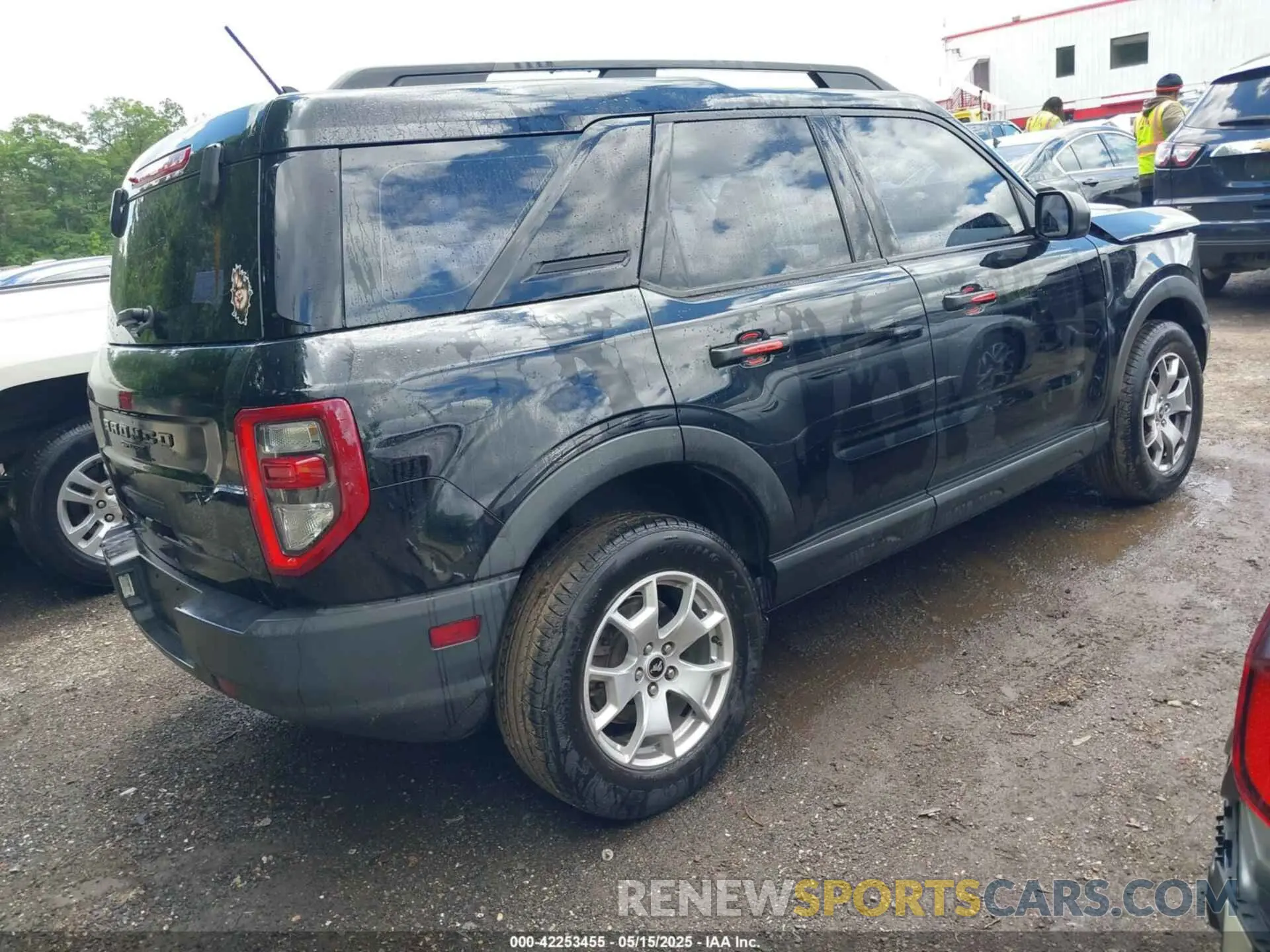 4 Photograph of a damaged car 3FMCR9A6XMRA75560 FORD BRONCO SPORT 2021
