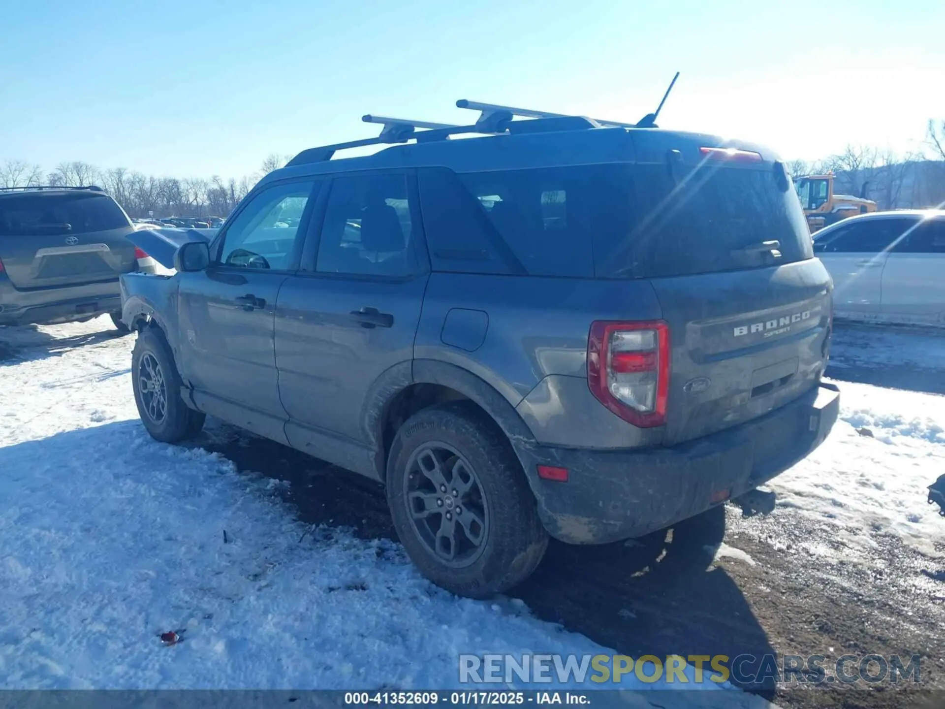 3 Photograph of a damaged car 3FMCR9B62MRA29655 FORD BRONCO SPORT 2021