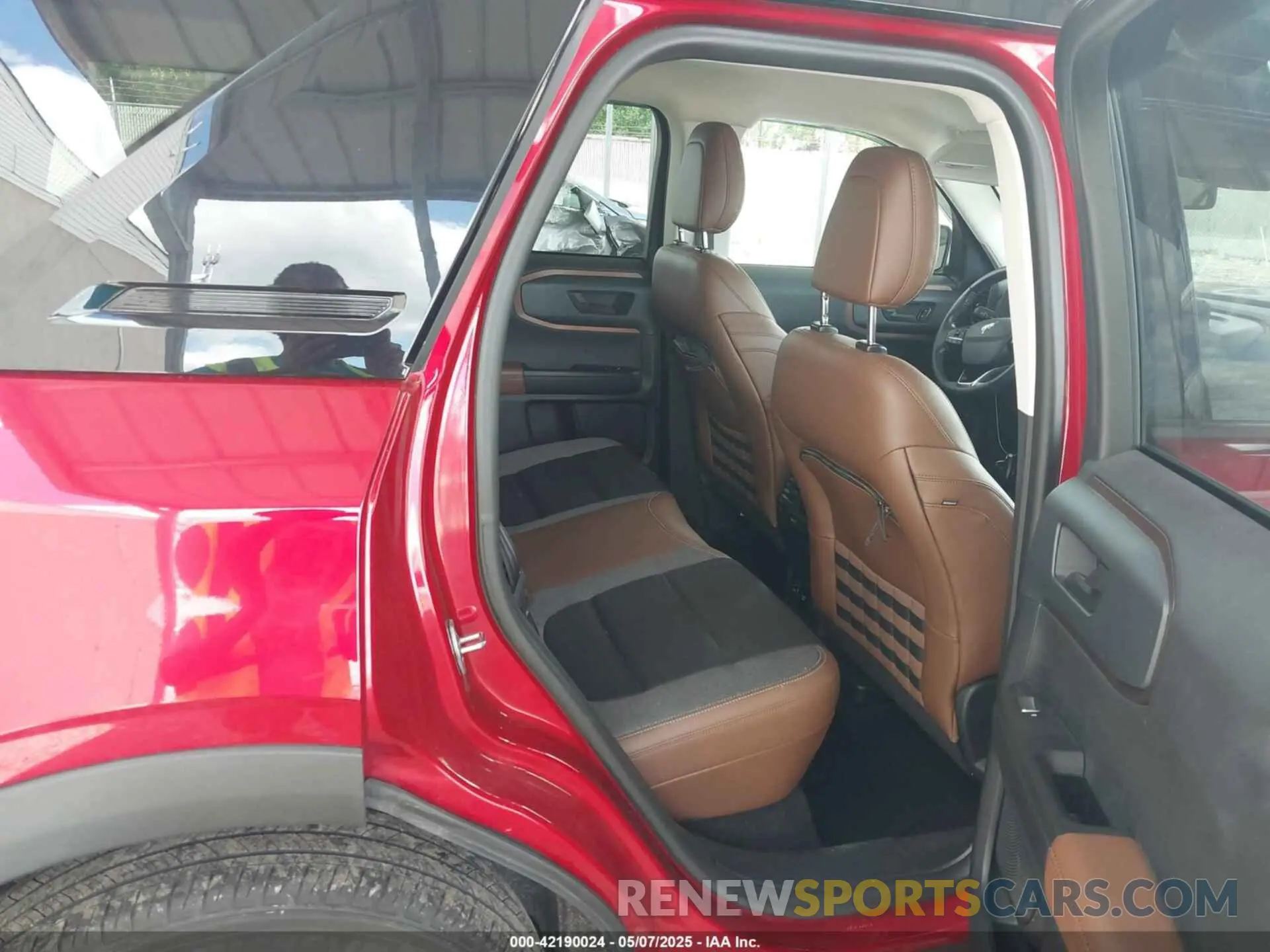 8 Photograph of a damaged car 3FMCR9C63MRB00151 FORD BRONCO SPORT 2021