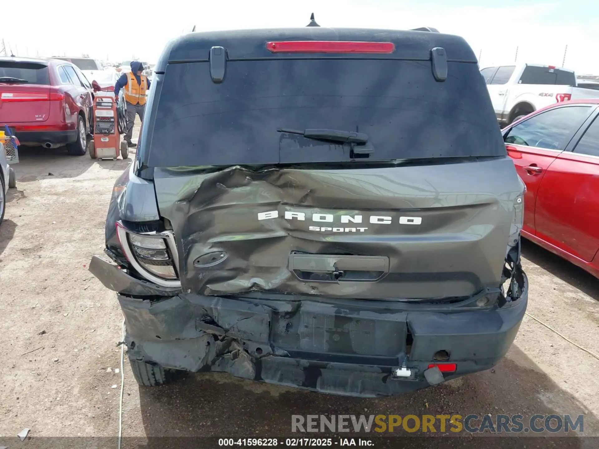 17 Photograph of a damaged car 3FMCR9C64MRB14236 FORD BRONCO SPORT 2021