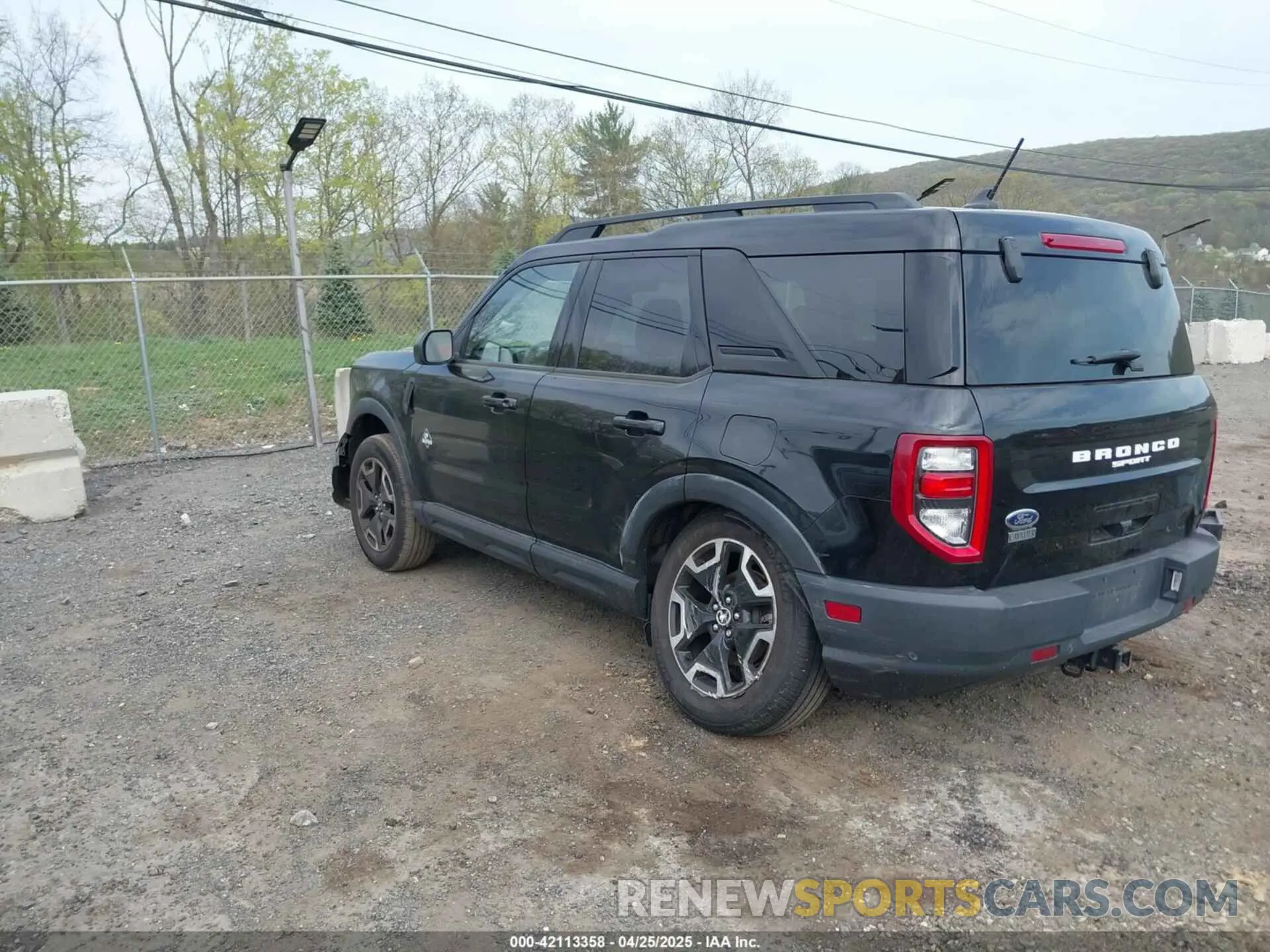 3 Photograph of a damaged car 3FMCR9C65MRA88763 FORD BRONCO SPORT 2021