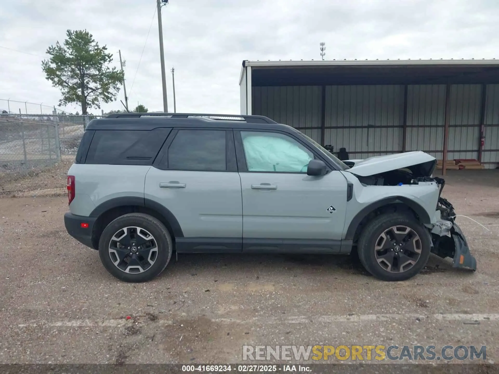 13 Photograph of a damaged car 3FMCR9C68MRB25952 FORD BRONCO SPORT 2021