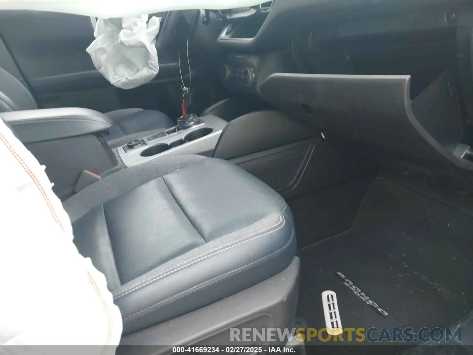 5 Photograph of a damaged car 3FMCR9C68MRB25952 FORD BRONCO SPORT 2021