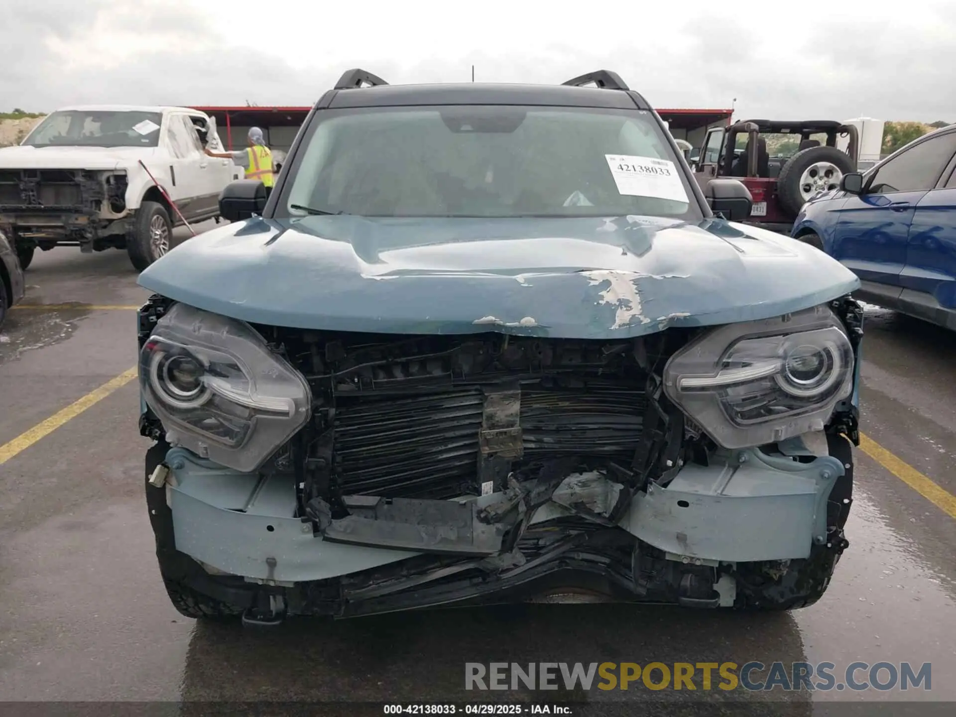 13 Photograph of a damaged car 3FMCR9D90MRA03899 FORD BRONCO SPORT 2021