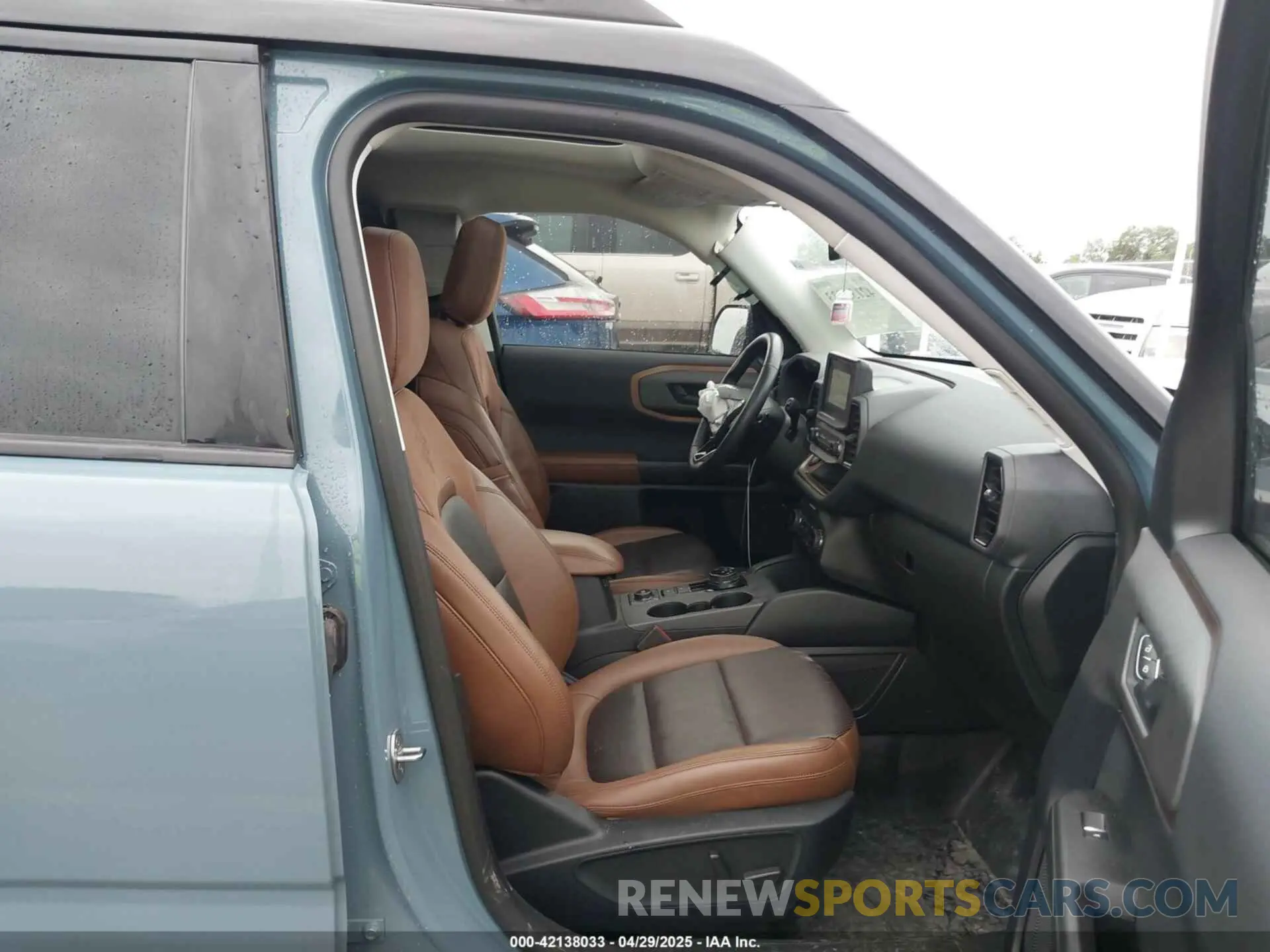5 Photograph of a damaged car 3FMCR9D90MRA03899 FORD BRONCO SPORT 2021