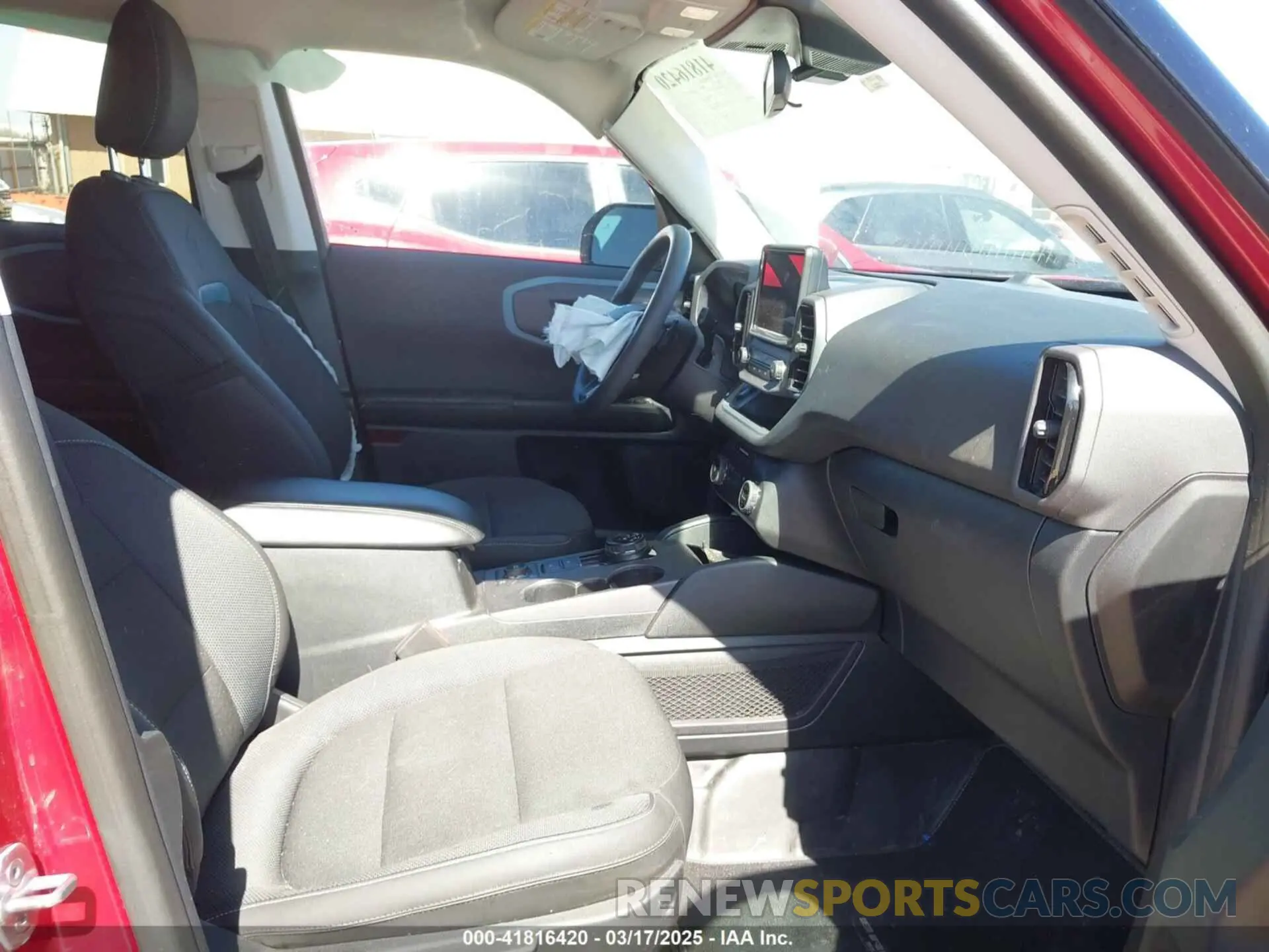 5 Photograph of a damaged car 3FMCR9D93MRA64230 FORD BRONCO SPORT 2021