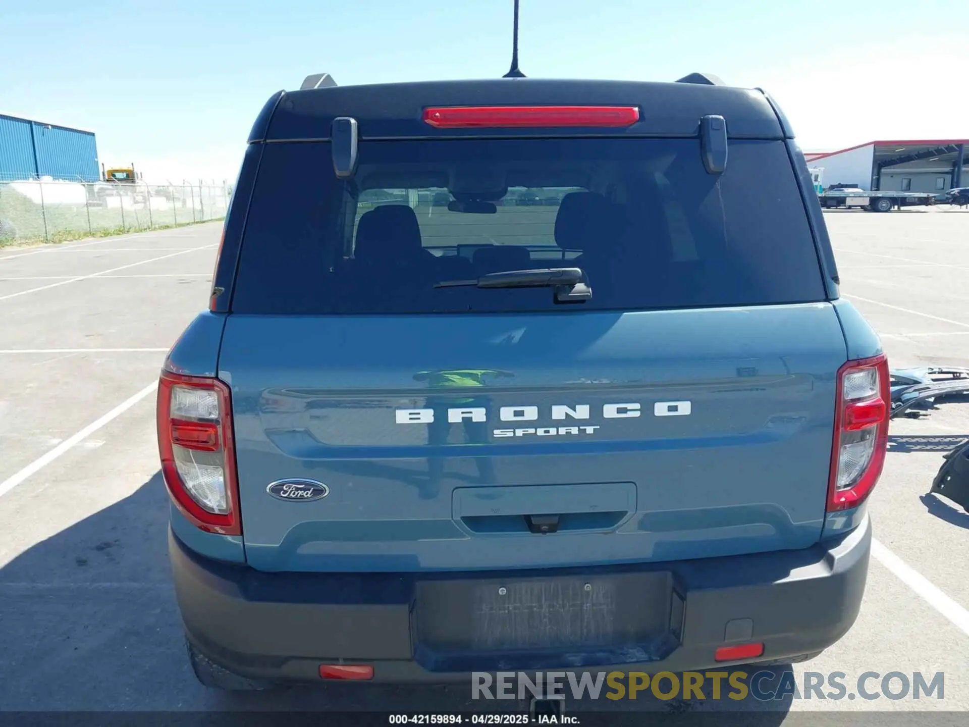 17 Photograph of a damaged car 3FMCR9D95MRA07401 FORD BRONCO SPORT 2021
