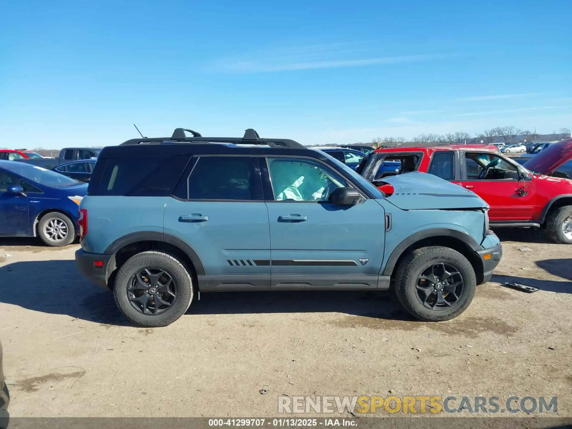 13 Photograph of a damaged car 3FMCR9F90MRA13507 FORD BRONCO SPORT 2021