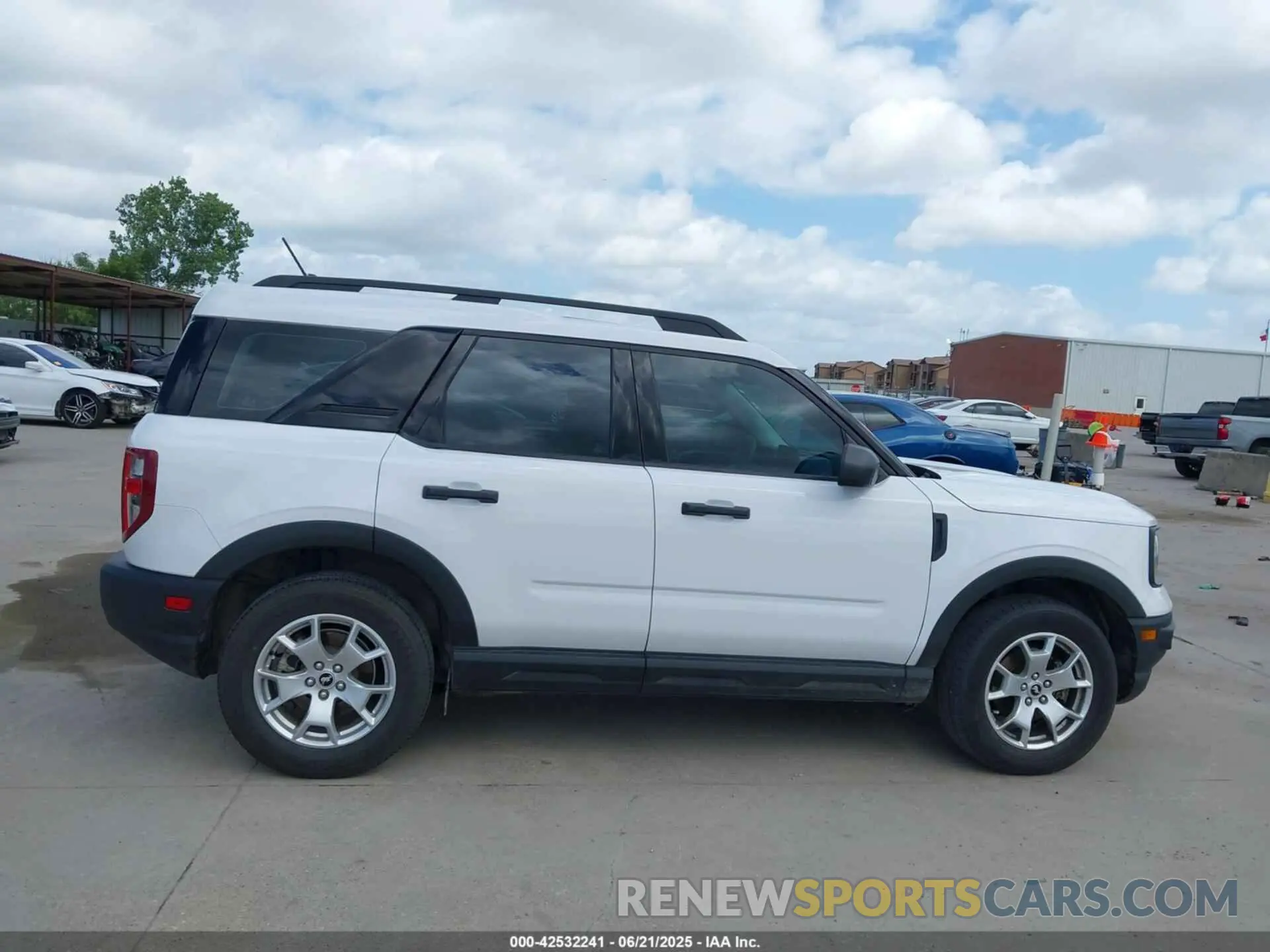 13 Photograph of a damaged car 3FMCR9A60NRD24465 FORD BRONCO SPORT 2022