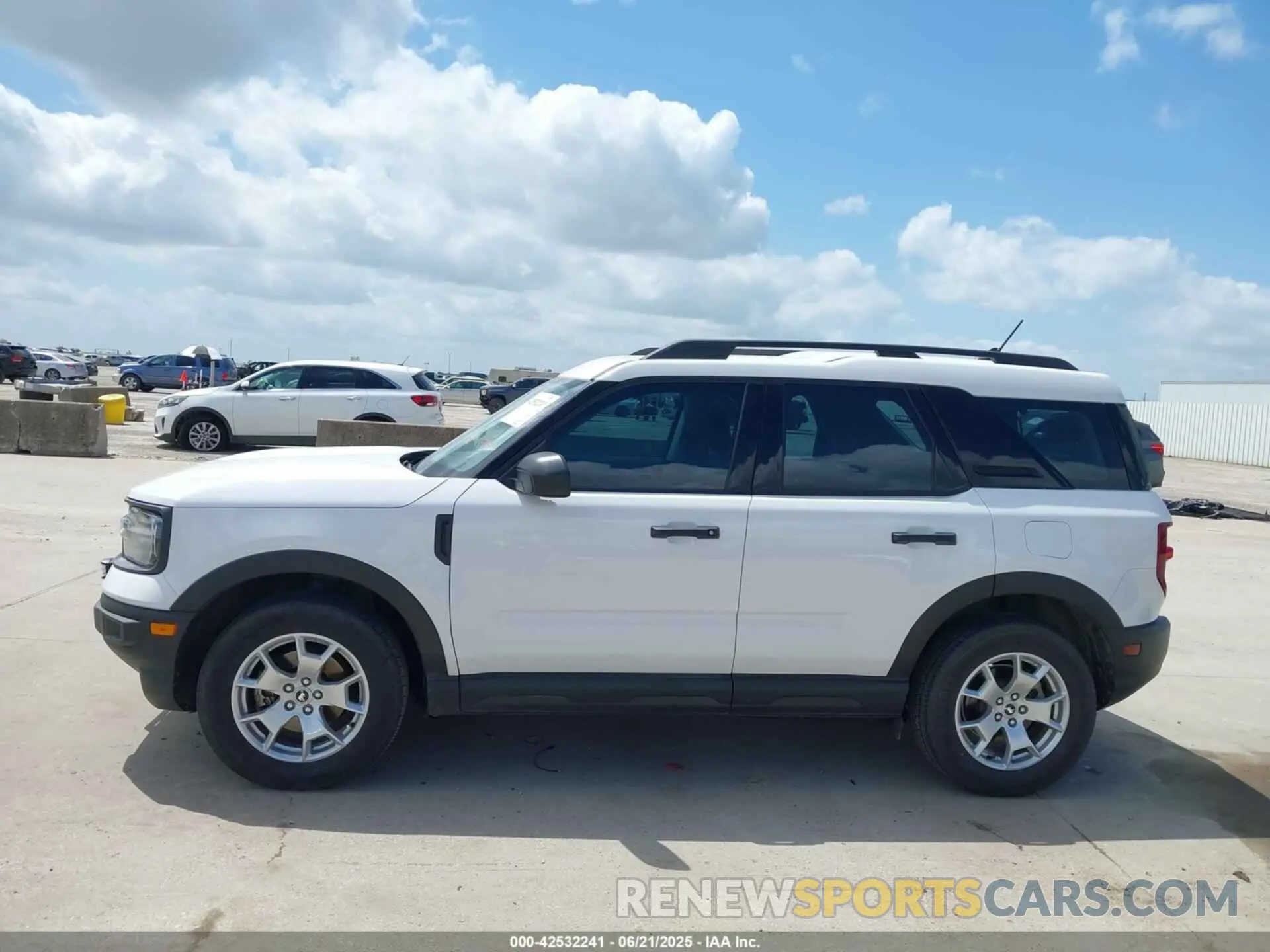 14 Photograph of a damaged car 3FMCR9A60NRD24465 FORD BRONCO SPORT 2022