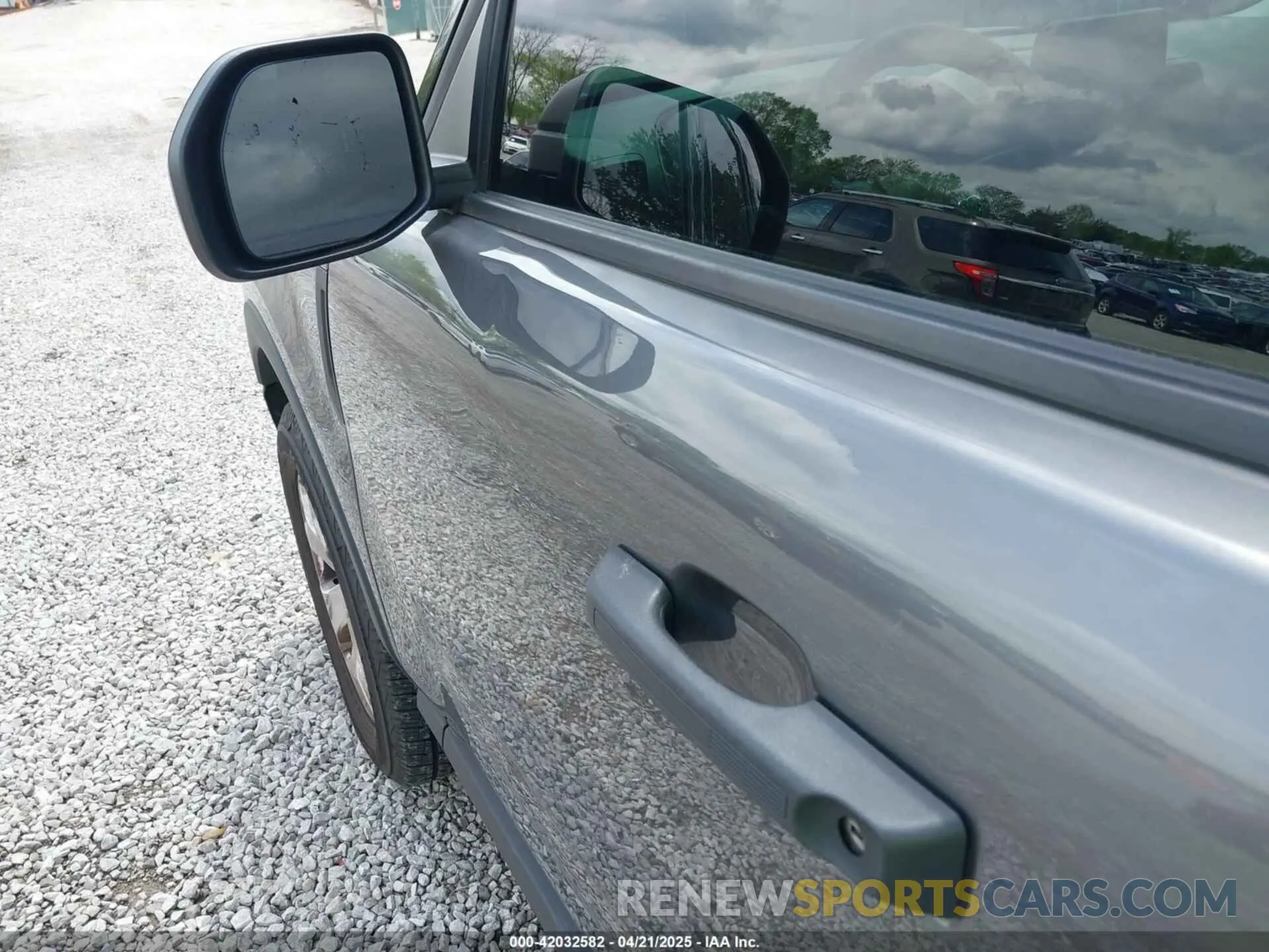 18 Photograph of a damaged car 3FMCR9A61NRD84450 FORD BRONCO SPORT 2022