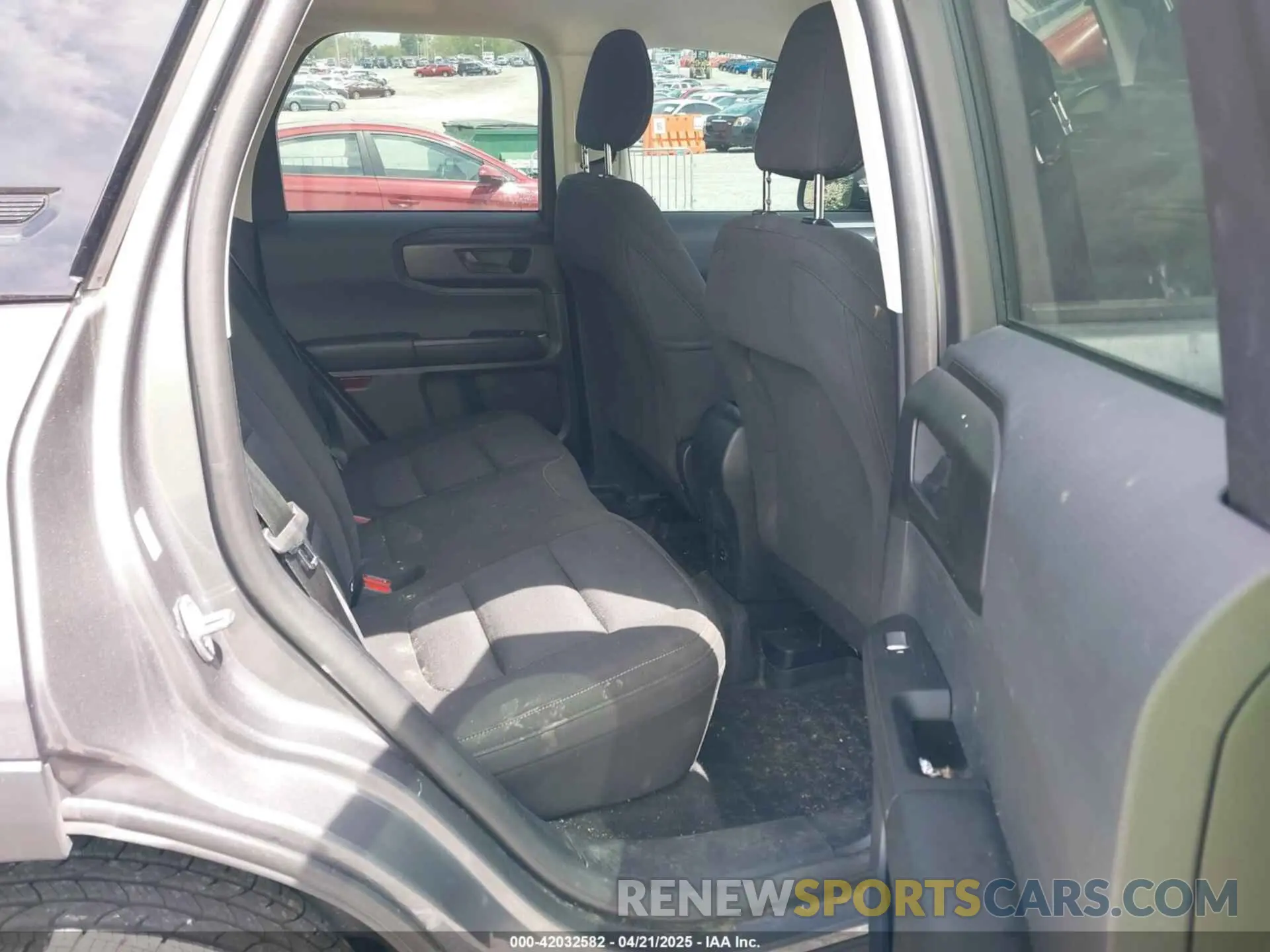 8 Photograph of a damaged car 3FMCR9A61NRD84450 FORD BRONCO SPORT 2022