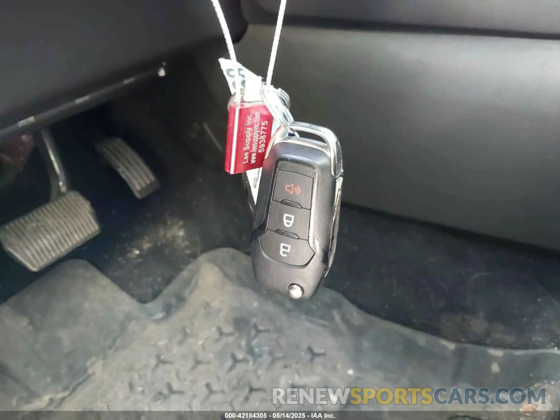 11 Photograph of a damaged car 3FMCR9A65NRD35705 FORD BRONCO SPORT 2022