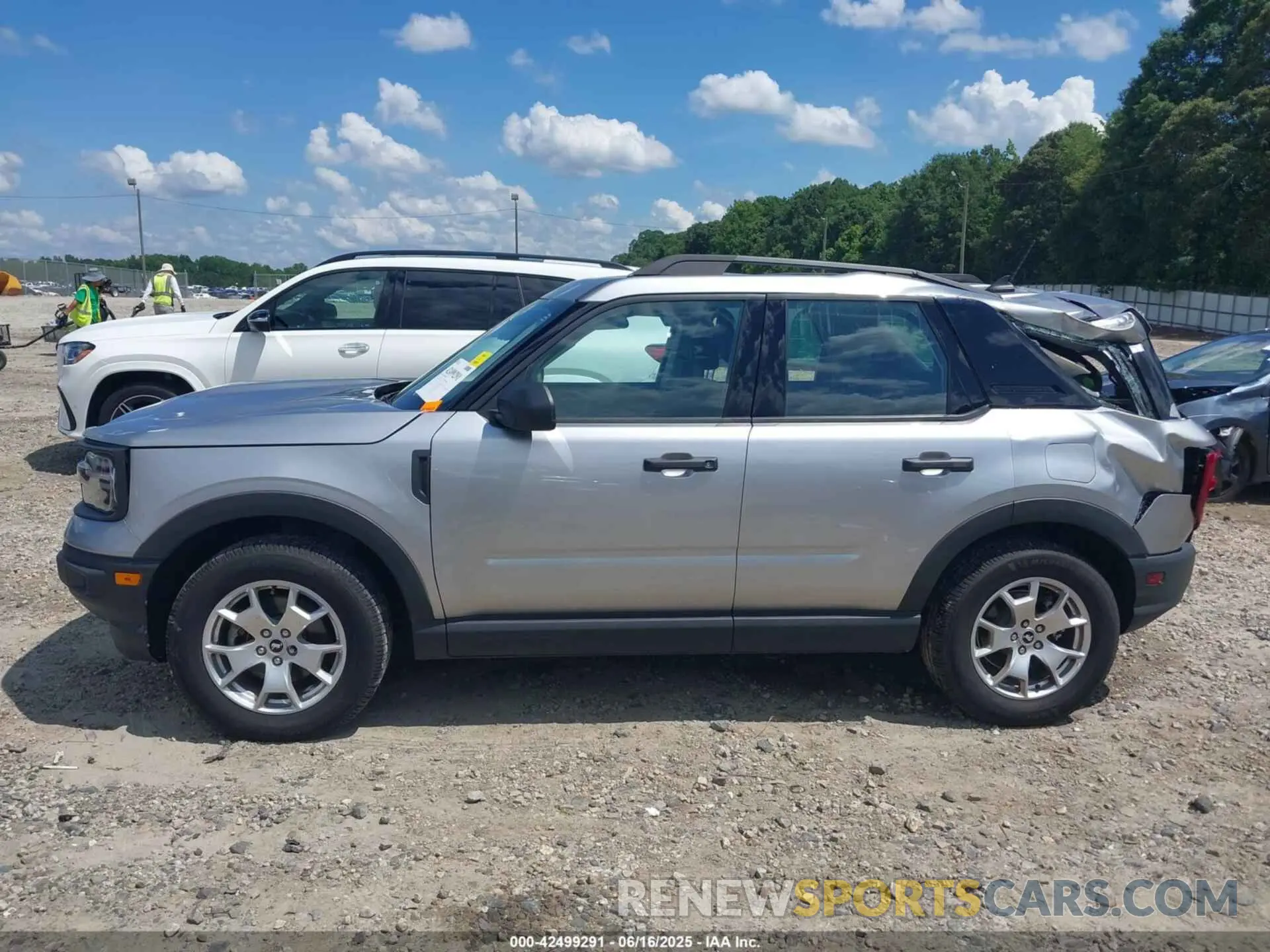 14 Photograph of a damaged car 3FMCR9A67NRD25032 FORD BRONCO SPORT 2022