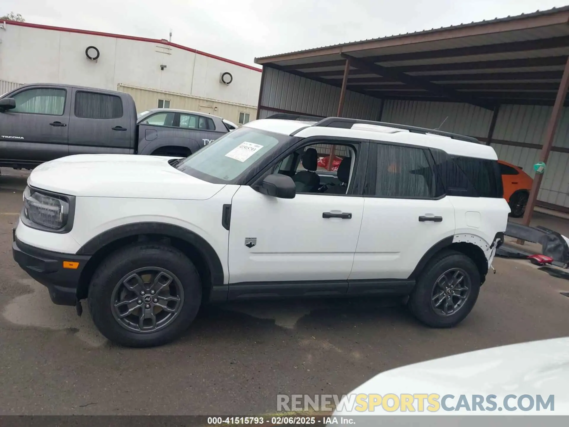 15 Photograph of a damaged car 3FMCR9B61NRD06121 FORD BRONCO SPORT 2022