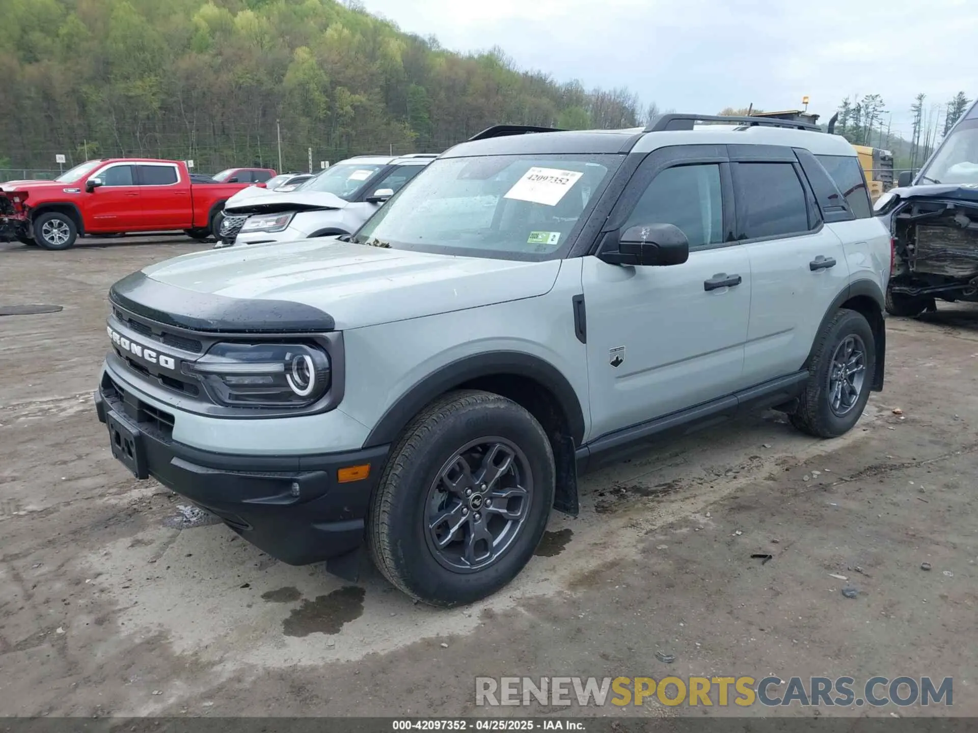 2 Photograph of a damaged car 3FMCR9B63NRD91706 FORD BRONCO SPORT 2022