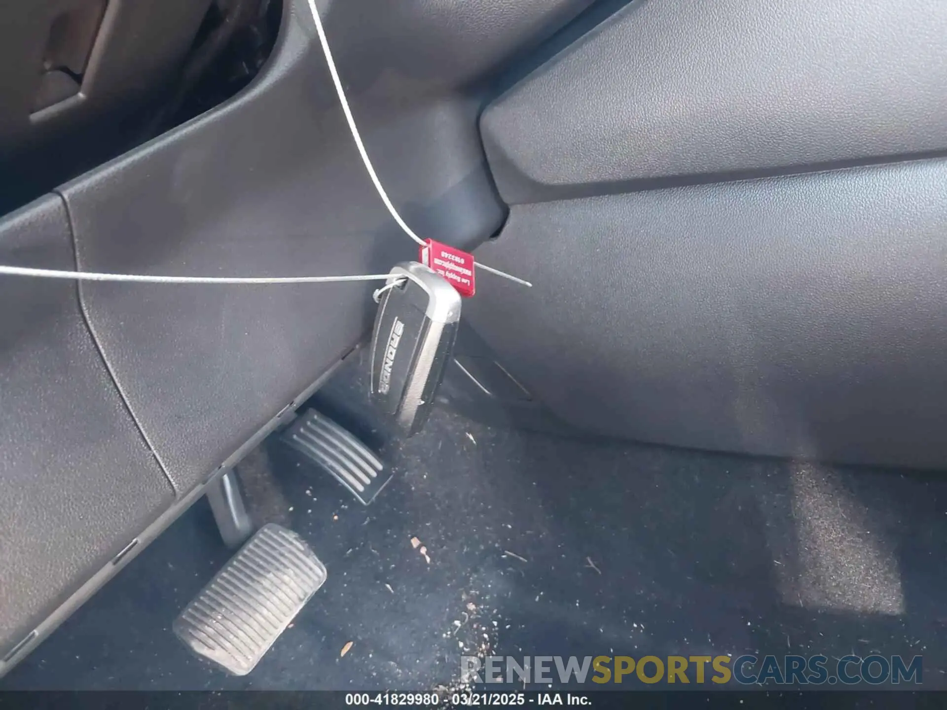 11 Photograph of a damaged car 3FMCR9B64NRD17016 FORD BRONCO SPORT 2022