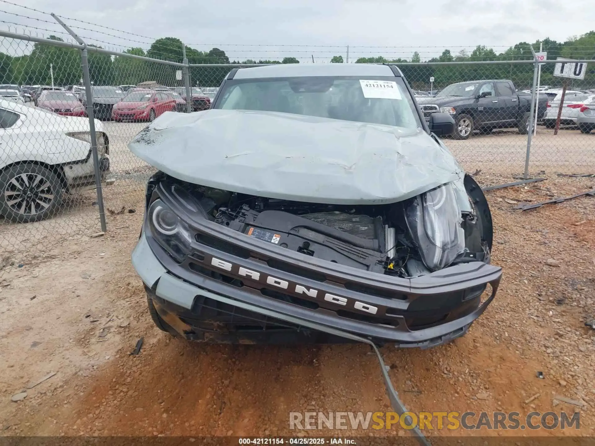 12 Photograph of a damaged car 3FMCR9B64NRE34904 FORD BRONCO SPORT 2022