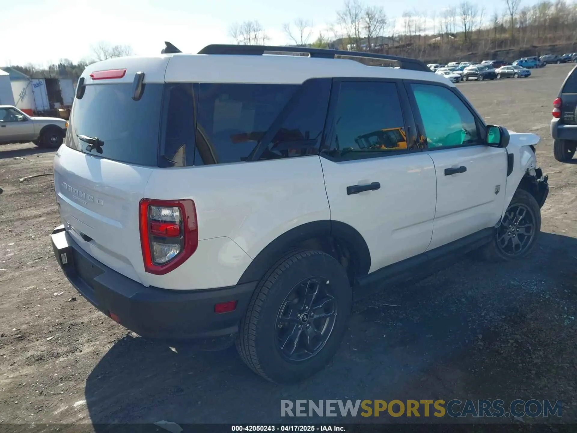 4 Photograph of a damaged car 3FMCR9B65NRD86491 FORD BRONCO SPORT 2022