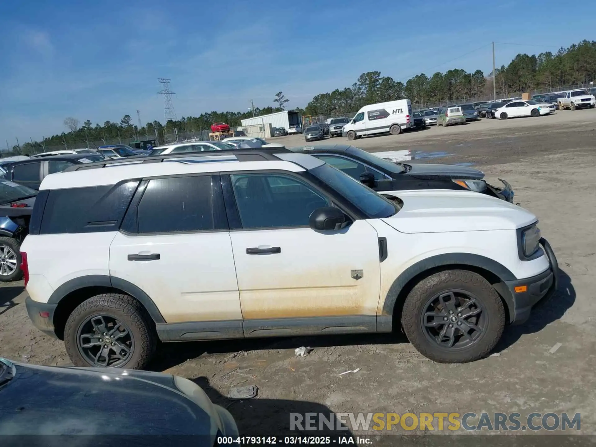 13 Photograph of a damaged car 3FMCR9B67NRE17756 FORD BRONCO SPORT 2022