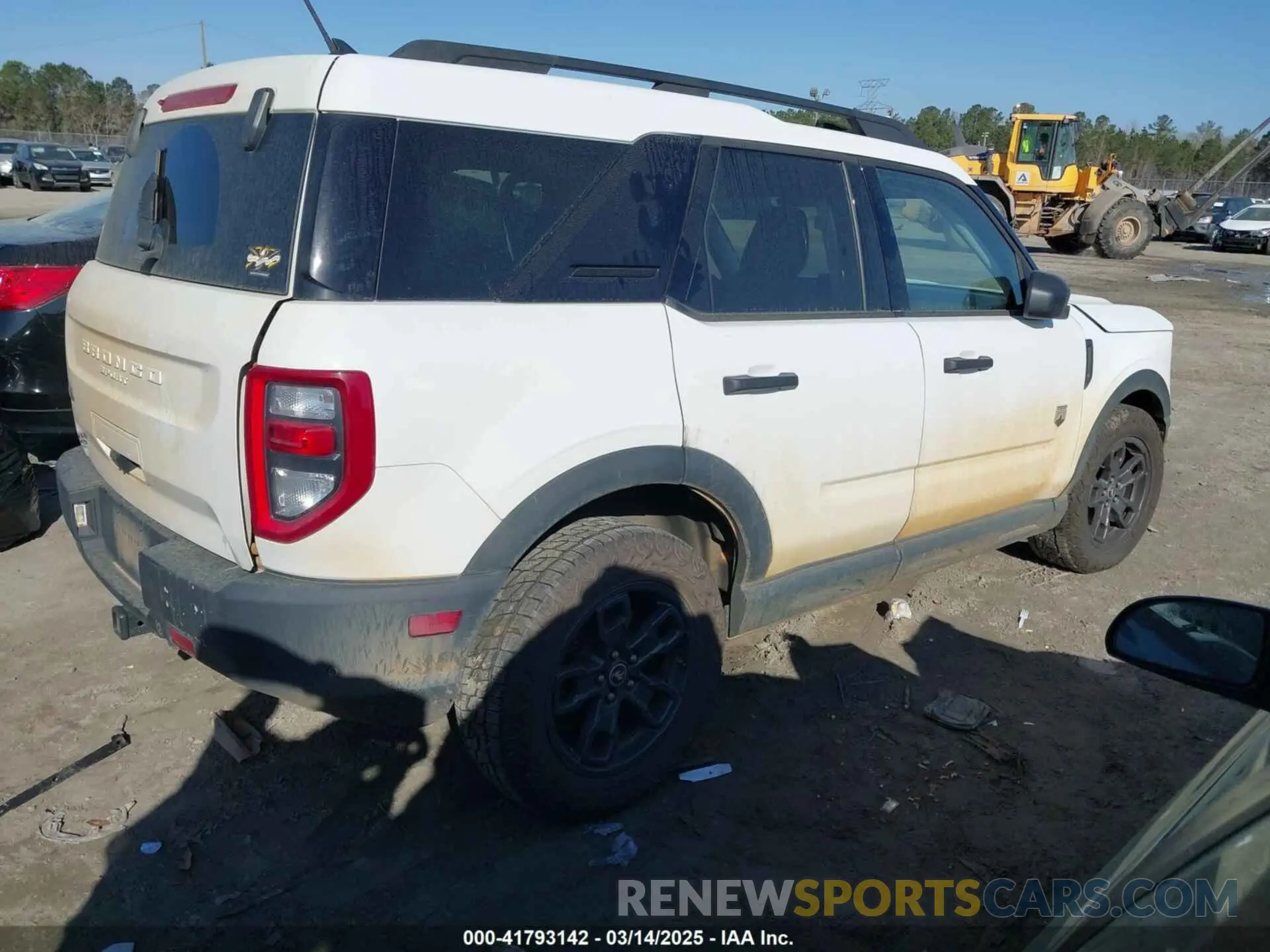 4 Photograph of a damaged car 3FMCR9B67NRE17756 FORD BRONCO SPORT 2022