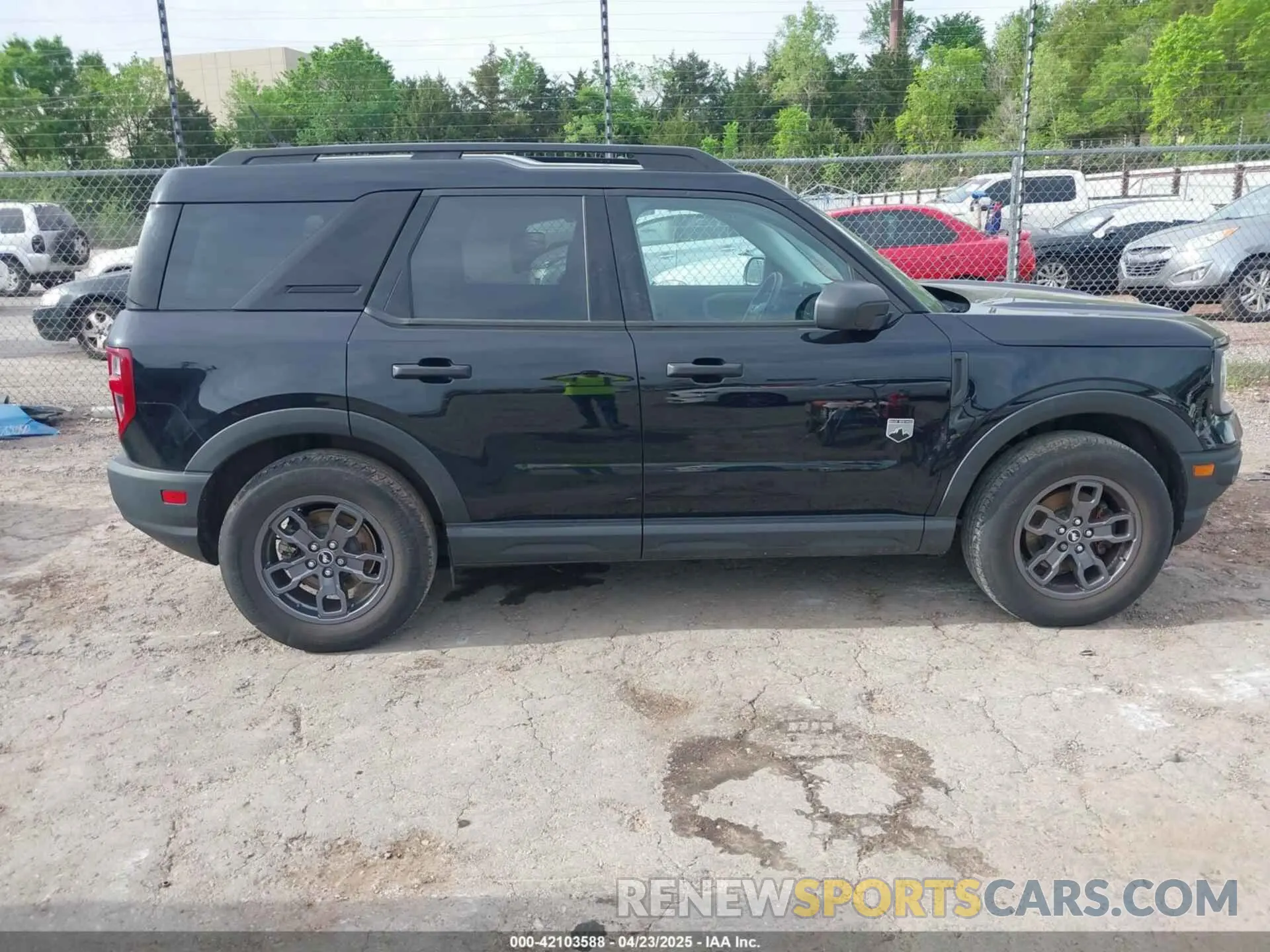 13 Photograph of a damaged car 3FMCR9B68NRD20484 FORD BRONCO SPORT 2022
