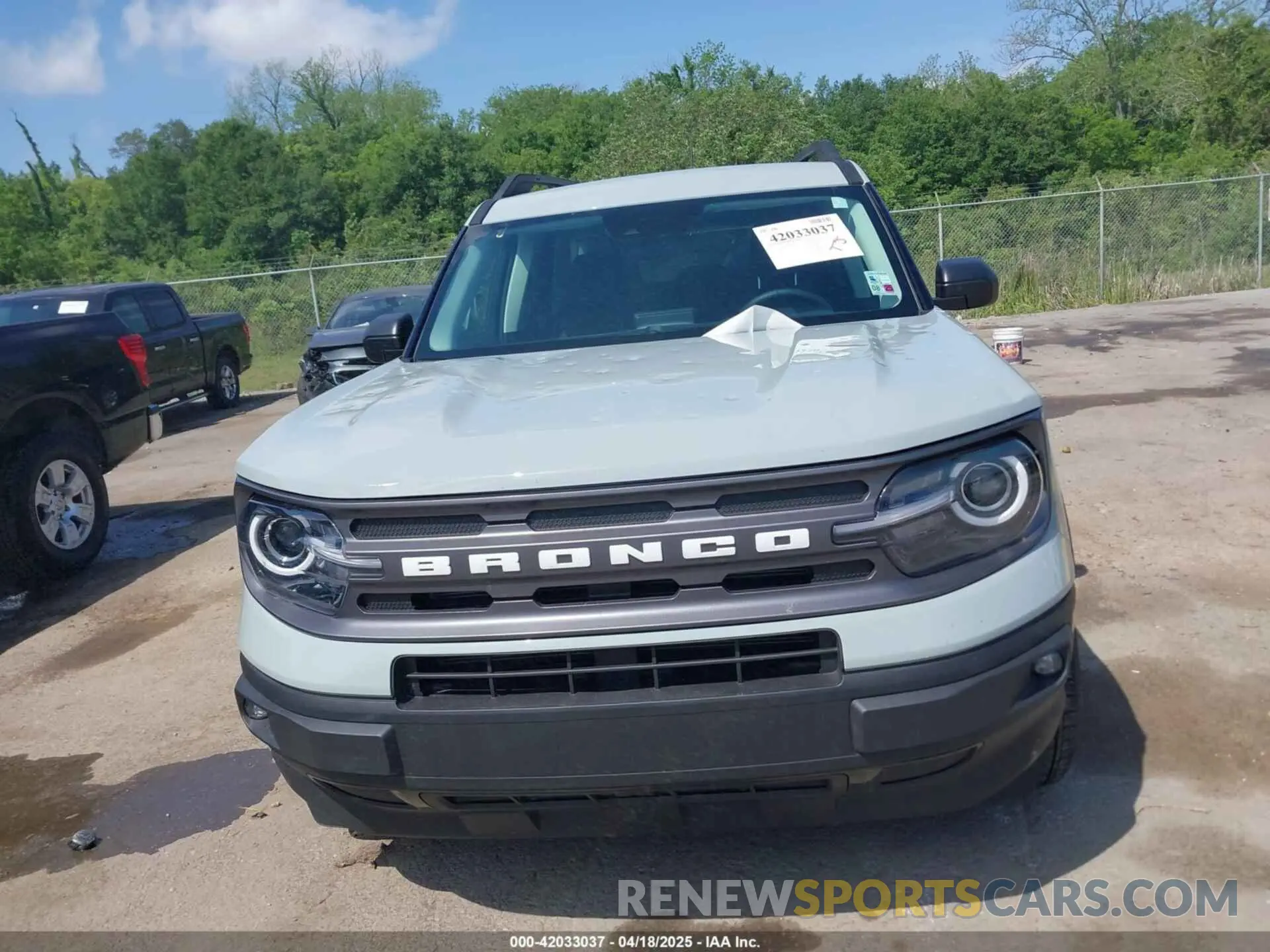 12 Photograph of a damaged car 3FMCR9B68NRD66283 FORD BRONCO SPORT 2022