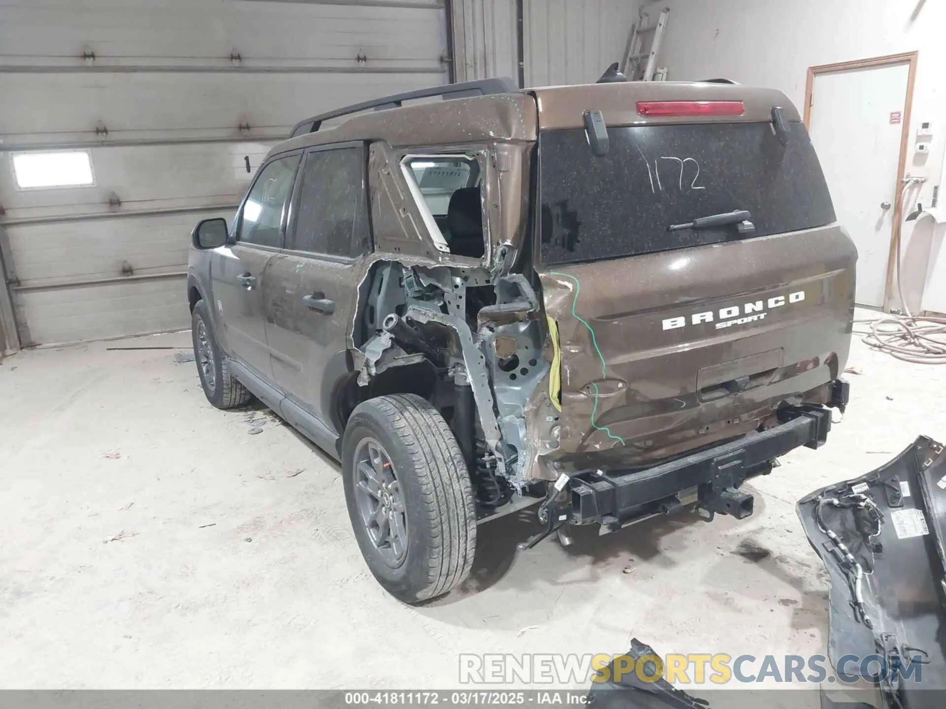3 Photograph of a damaged car 3FMCR9B68NRE36560 FORD BRONCO SPORT 2022