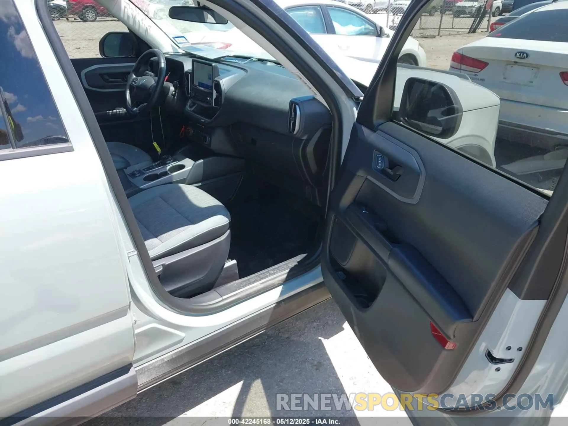 5 Photograph of a damaged car 3FMCR9B6XNRD65927 FORD BRONCO SPORT 2022