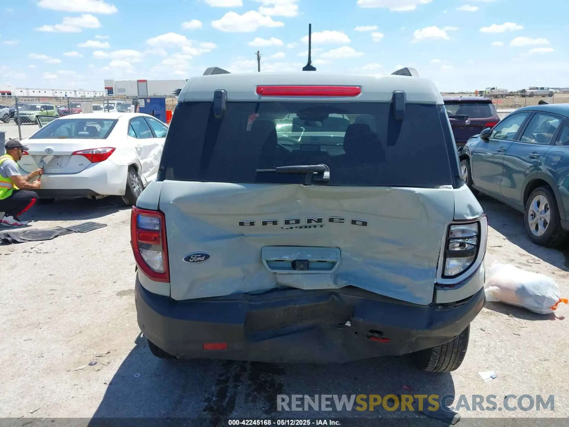 6 Photograph of a damaged car 3FMCR9B6XNRD65927 FORD BRONCO SPORT 2022