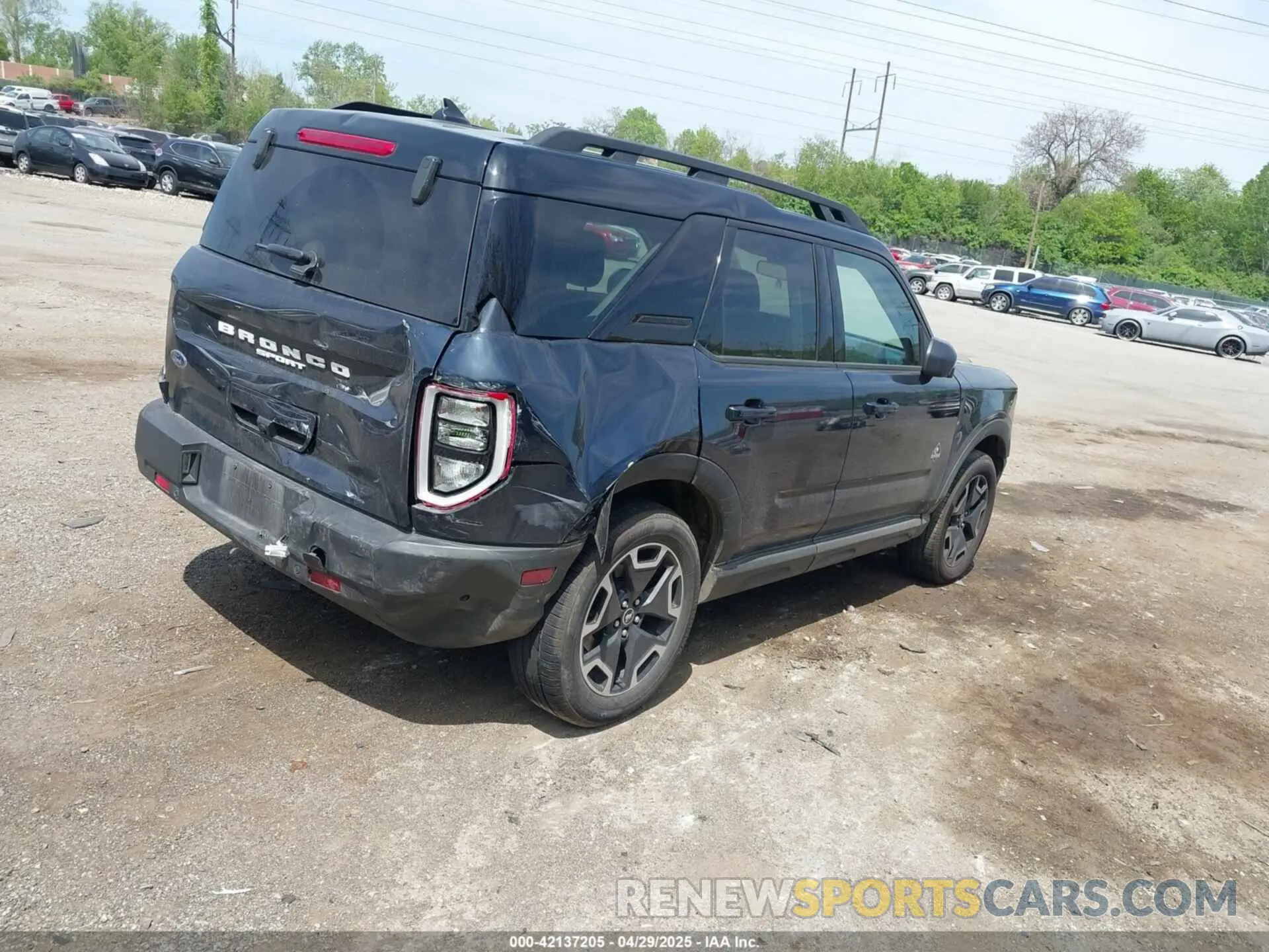 4 Фотография поврежденного автомобиля 3FMCR9C63NRE27487 FORD BRONCO SPORT 2022