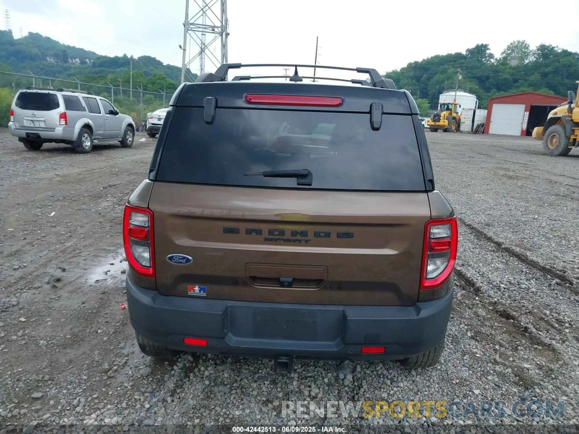 17 Photograph of a damaged car 3FMCR9C65NRD02099 FORD BRONCO SPORT 2022