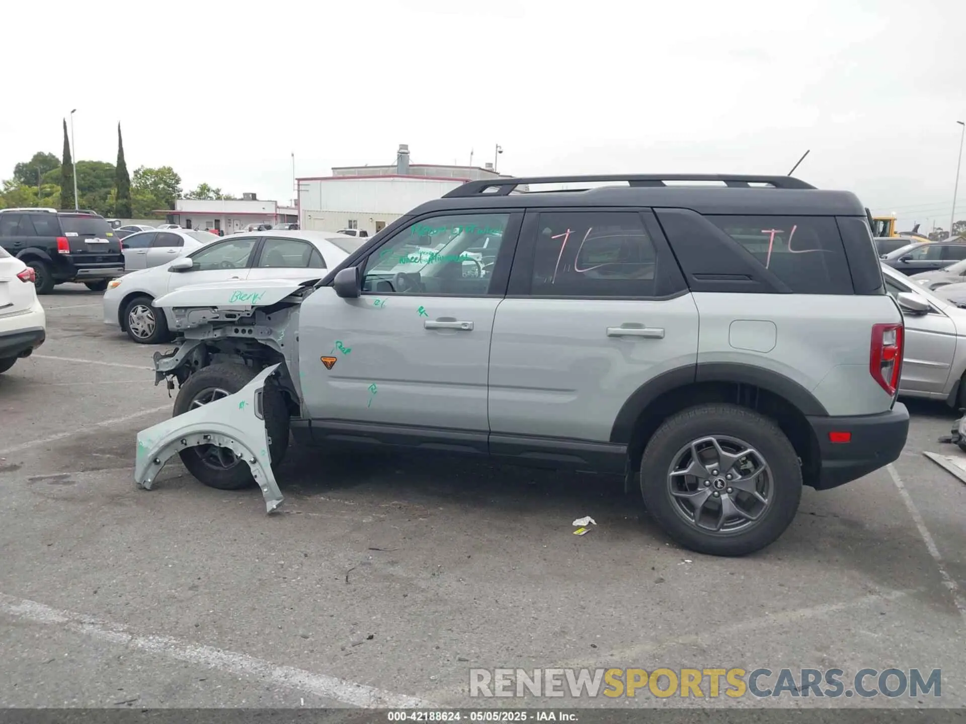 15 Photograph of a damaged car 3FMCR9D90NRD59108 FORD BRONCO SPORT 2022