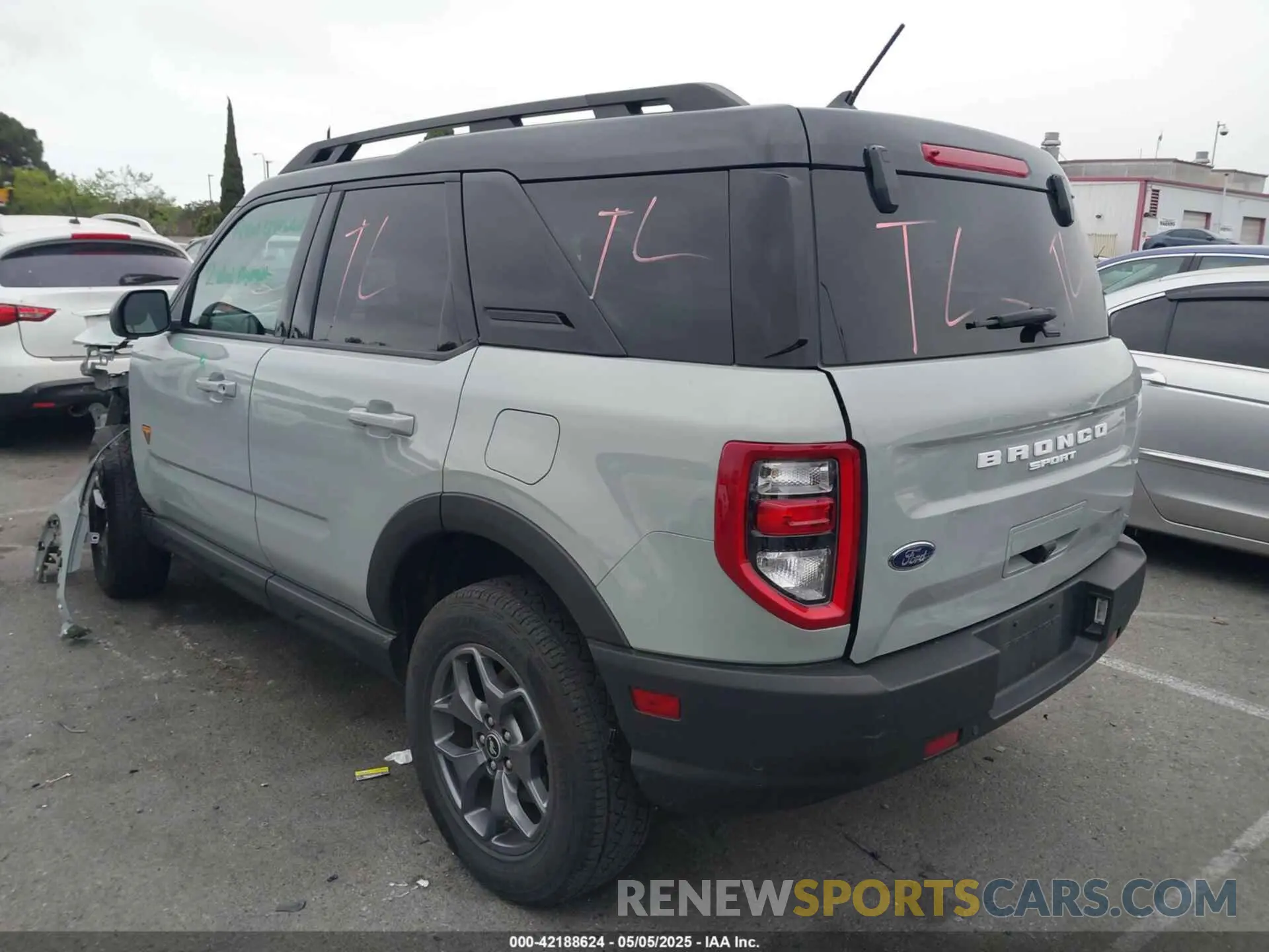 3 Photograph of a damaged car 3FMCR9D90NRD59108 FORD BRONCO SPORT 2022