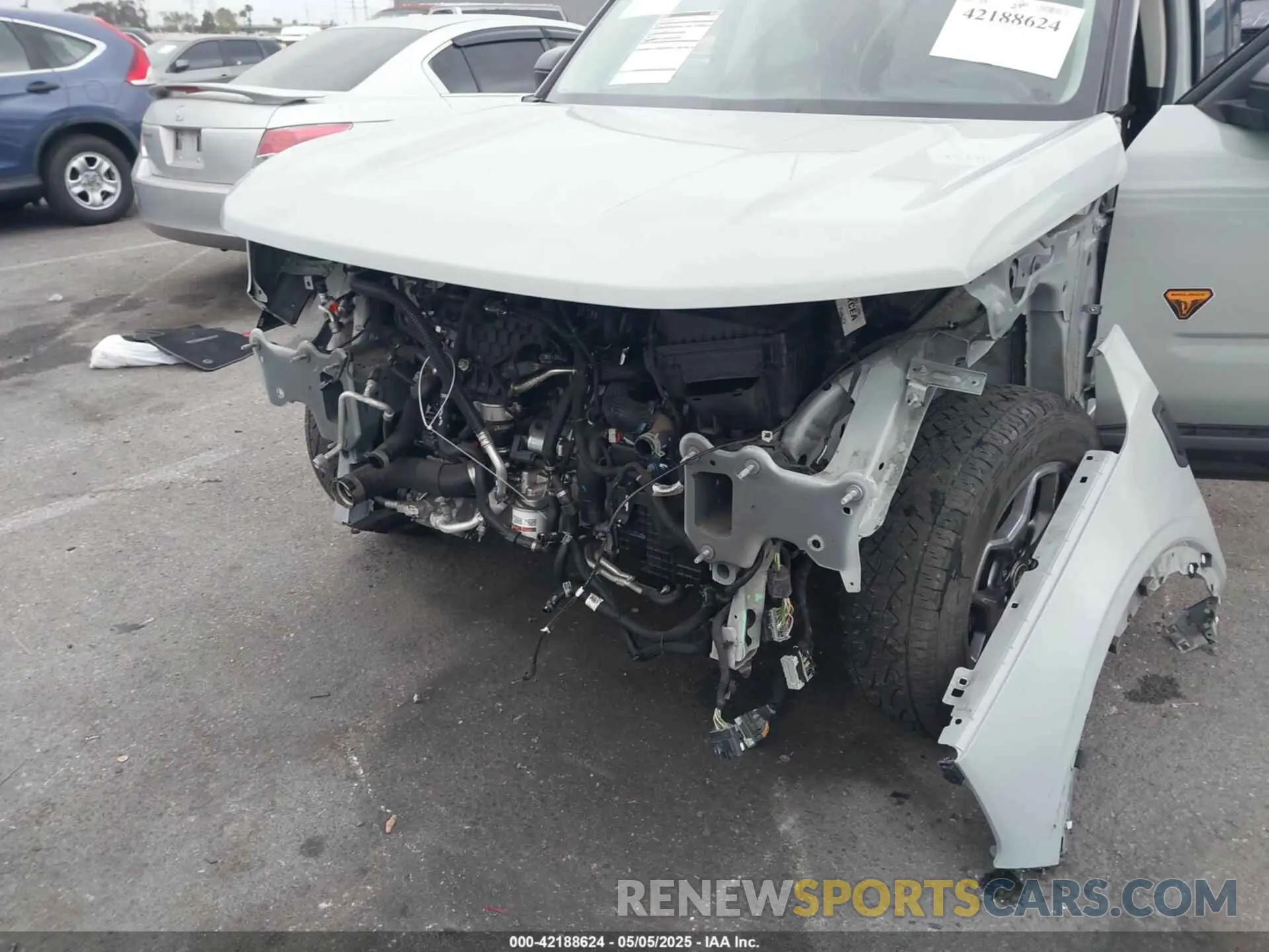 6 Photograph of a damaged car 3FMCR9D90NRD59108 FORD BRONCO SPORT 2022