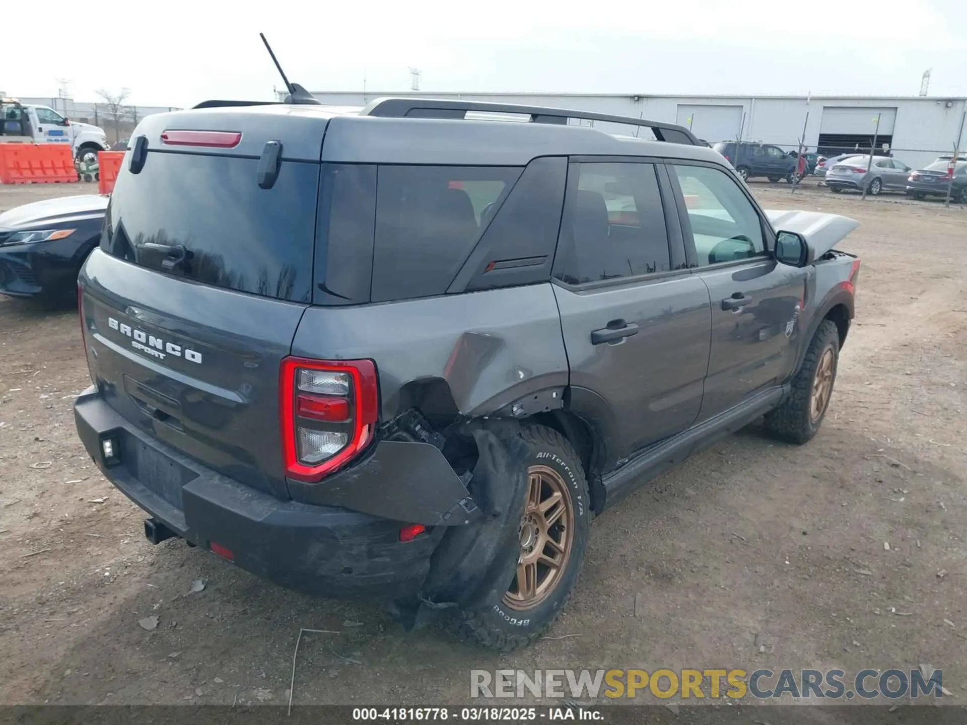 4 Фотография поврежденного автомобиля 3FMCR9B61PRD05246 FORD BRONCO SPORT 2023