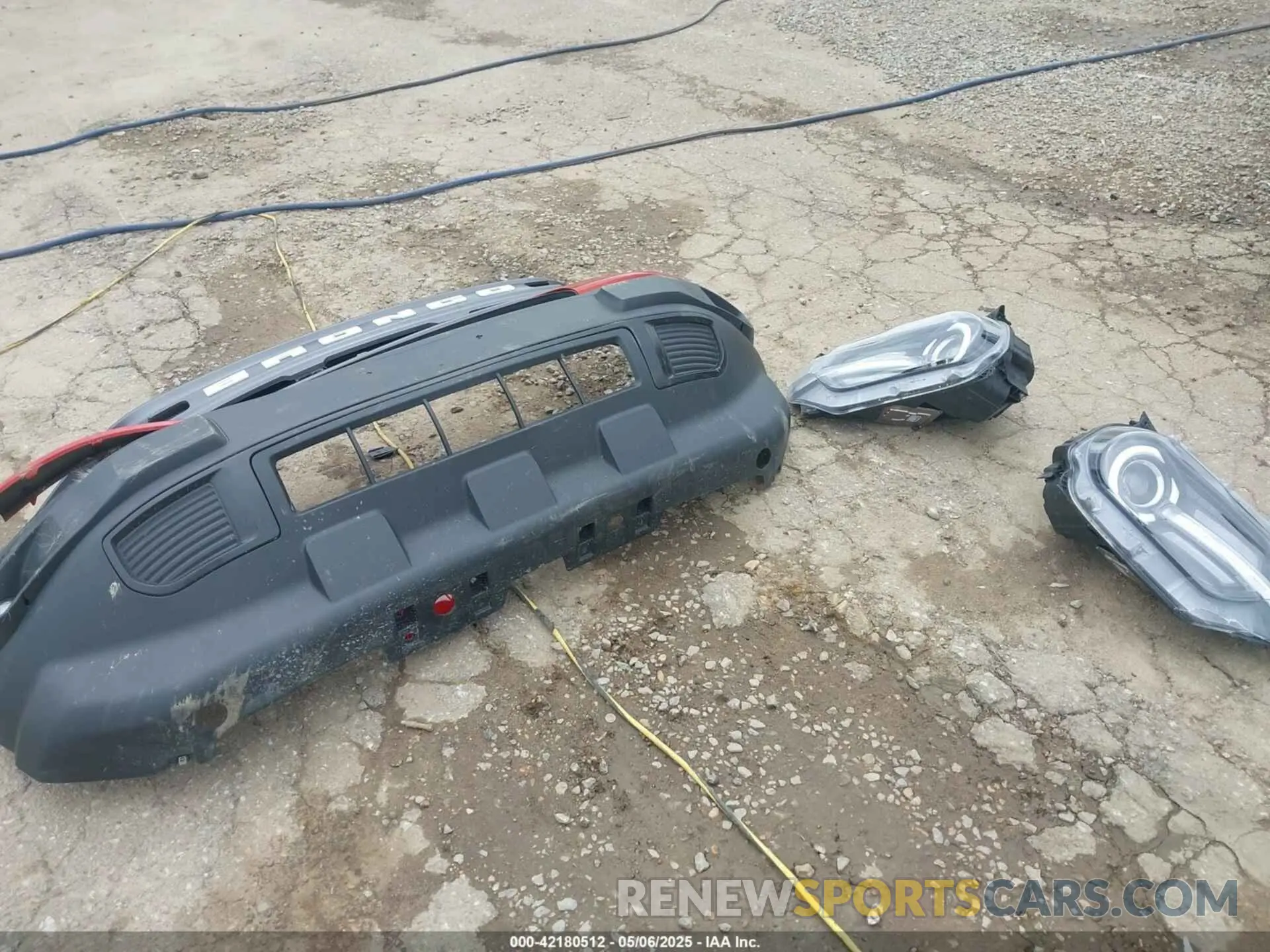 12 Photograph of a damaged car 3FMCR9B61PRE29744 FORD BRONCO SPORT 2023