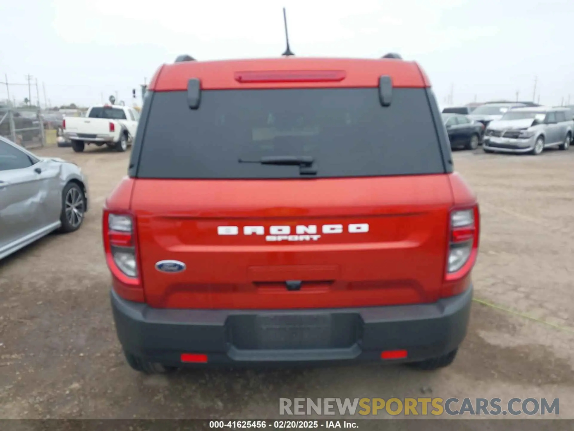 16 Фотография поврежденного автомобиля 3FMCR9B61PRE32675 FORD BRONCO SPORT 2023