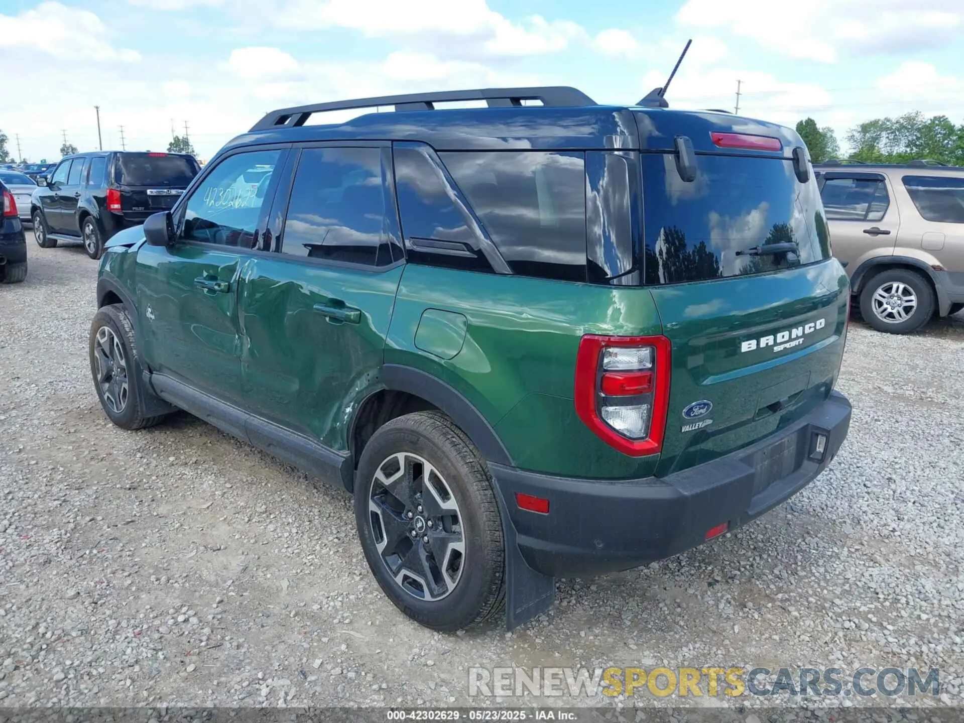 3 Фотография поврежденного автомобиля 3FMCR9C65PRE21130 FORD BRONCO SPORT 2023