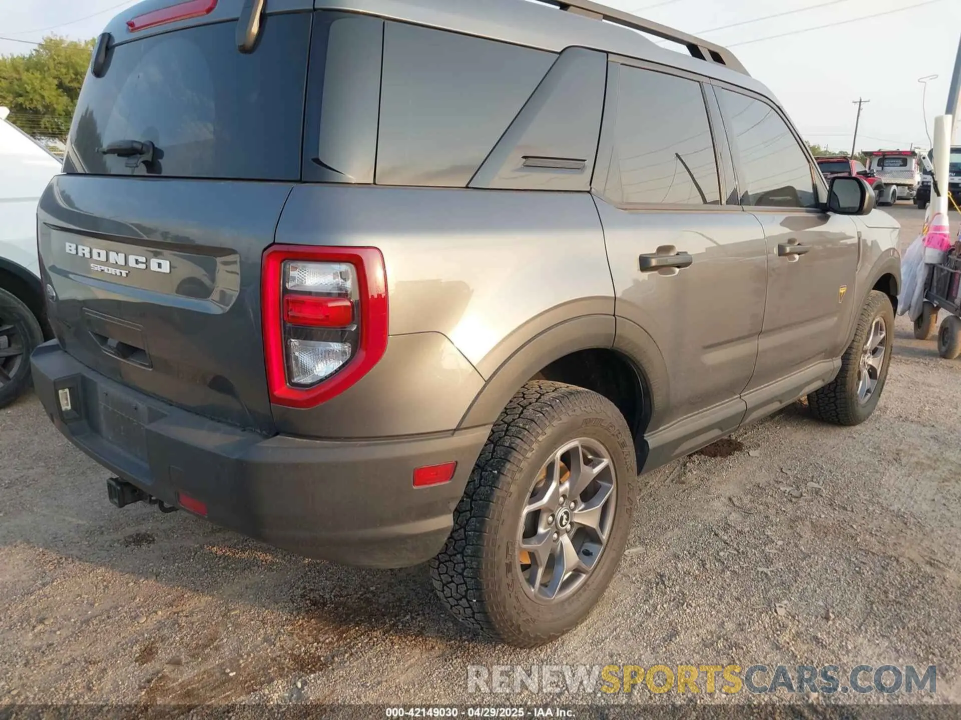 4 Фотография поврежденного автомобиля 3FMCR9D96PRE29570 FORD BRONCO SPORT 2023