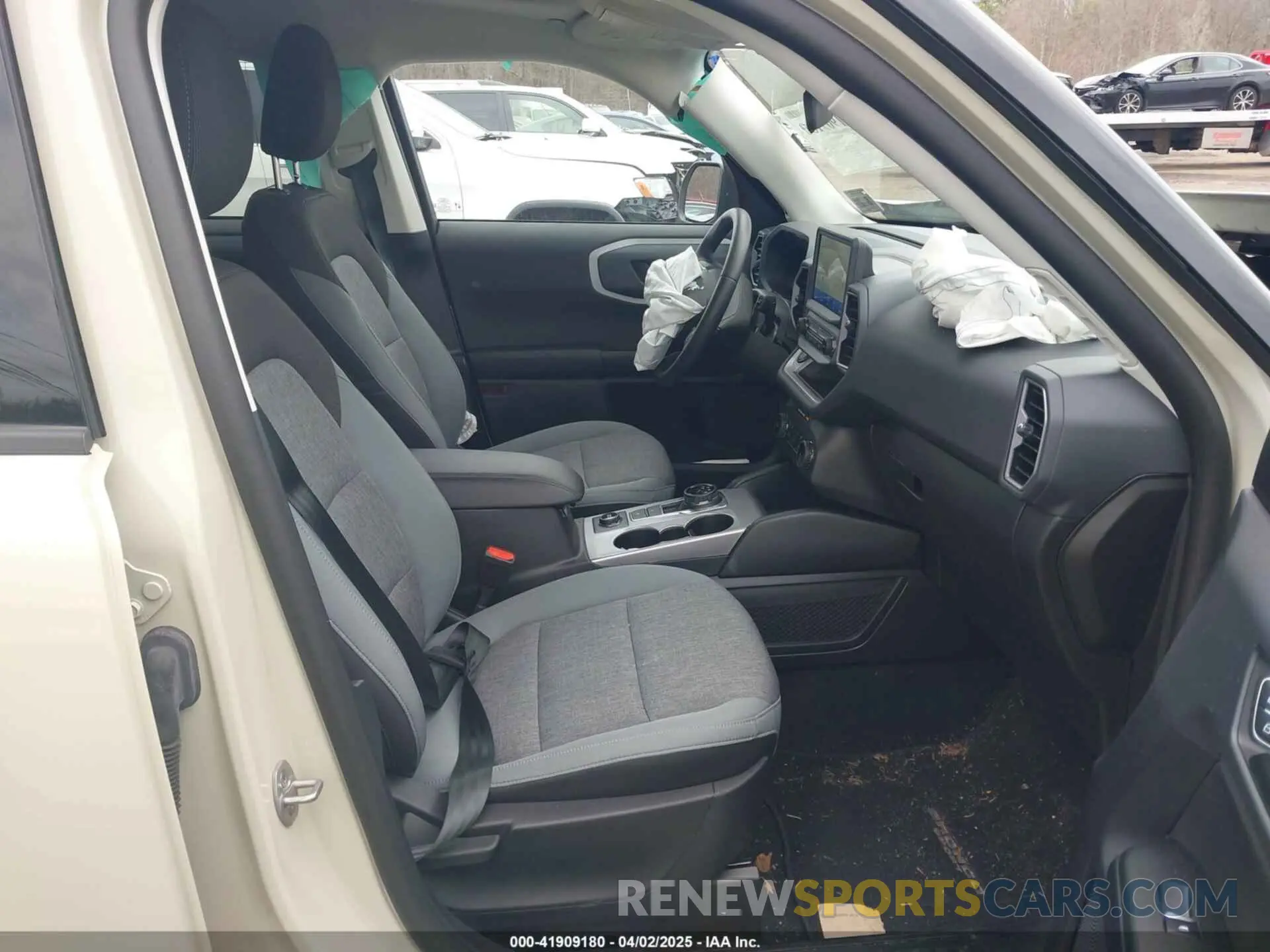 5 Photograph of a damaged car 3FMCR9B60RRF17056 FORD BRONCO SPORT 2024