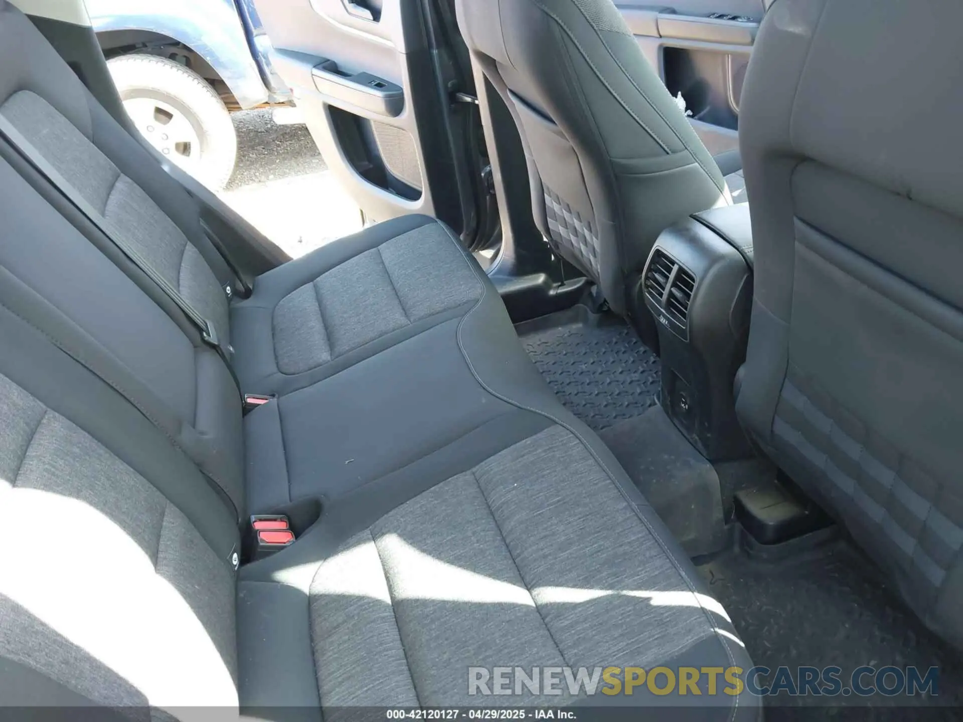 8 Фотография поврежденного автомобиля 3FMCR9B63RRE18361 FORD BRONCO SPORT 2024