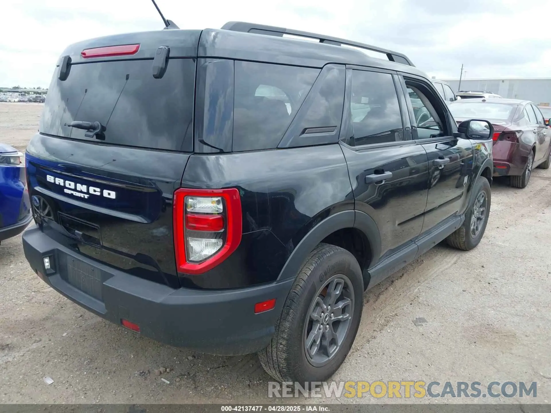 4 Photograph of a damaged car 3FMCR9B65RRE85883 FORD BRONCO SPORT 2024