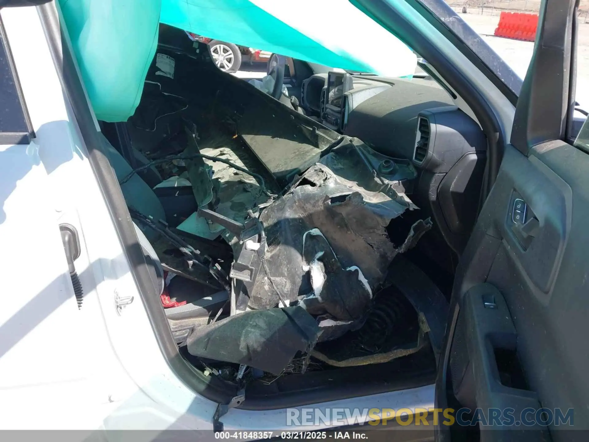 5 Photograph of a damaged car 3FMCR9B66RRF35075 FORD BRONCO SPORT 2024
