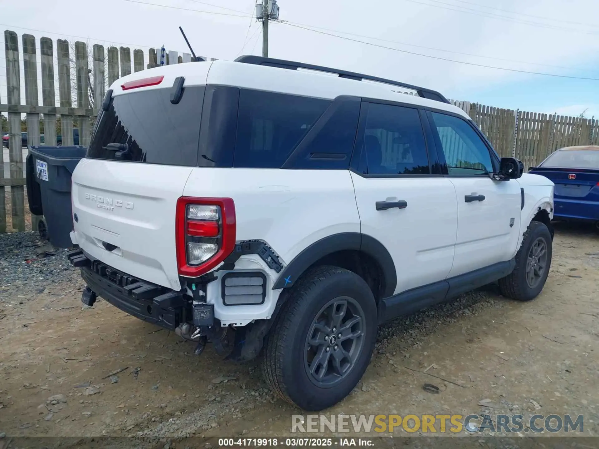 4 Фотография поврежденного автомобиля 3FMCR9B6XRRE45296 FORD BRONCO SPORT 2024