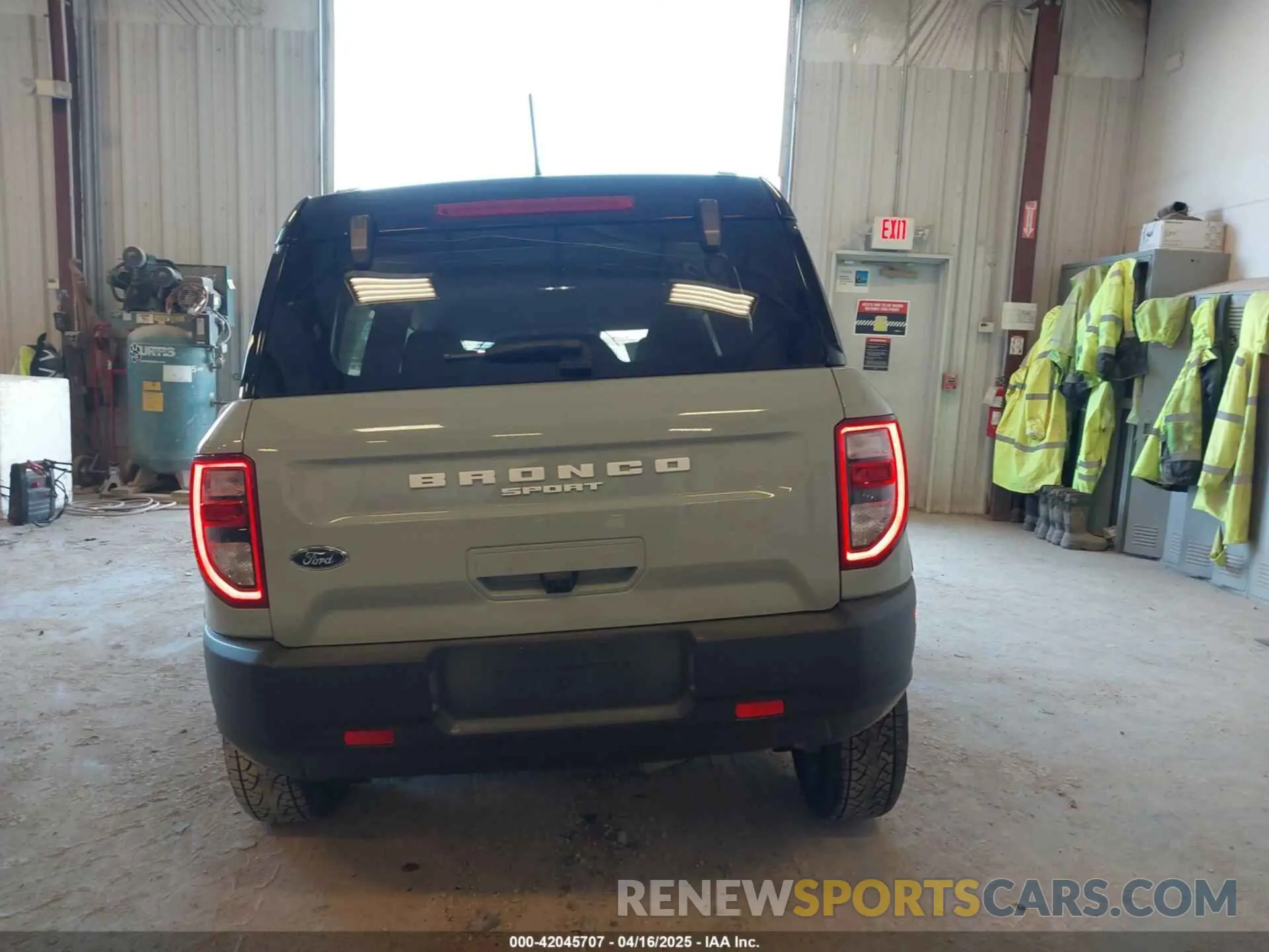 16 Photograph of a damaged car 3FMCR9D91RRF75099 FORD BRONCO SPORT 2024